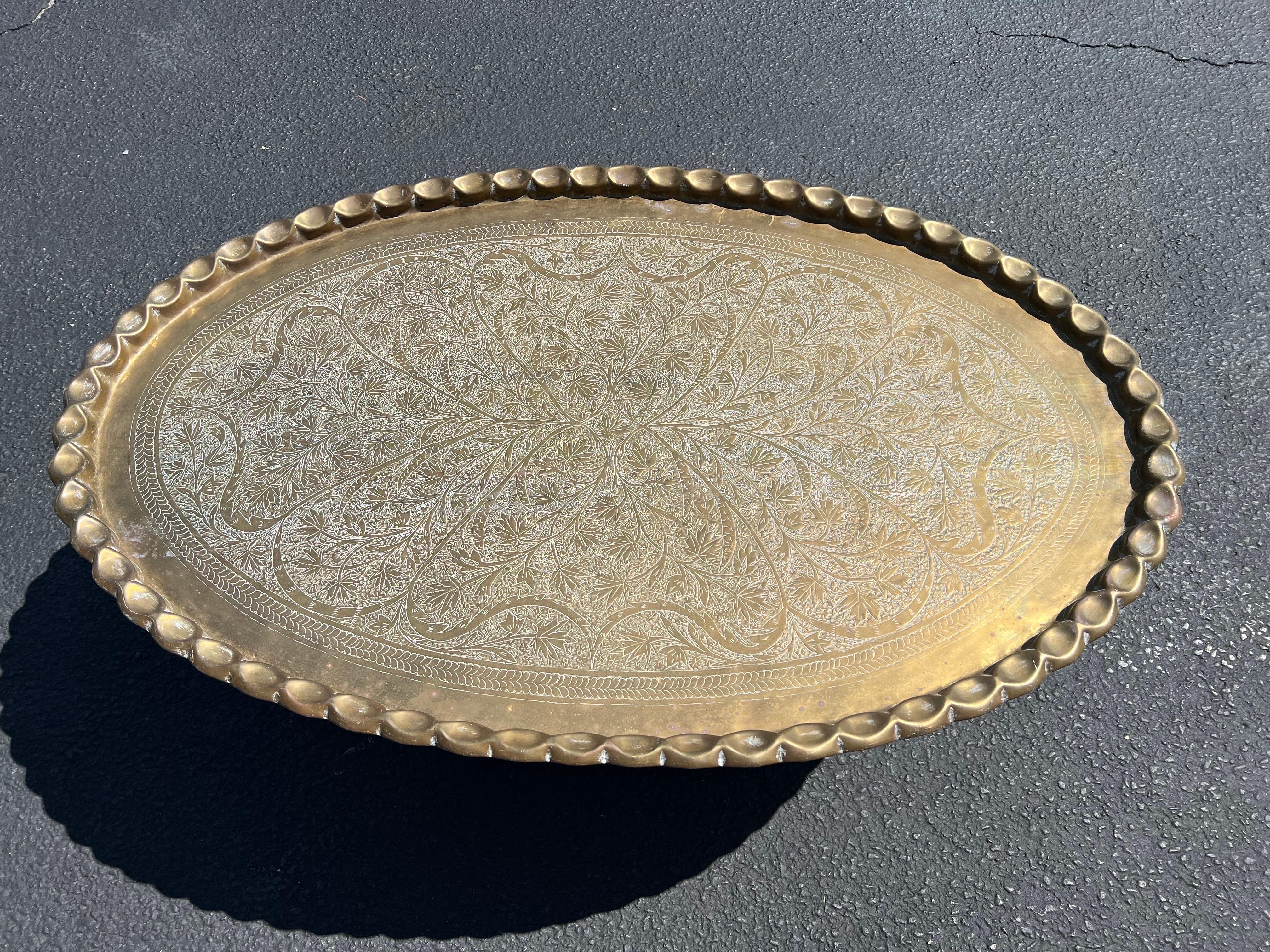 Large Moroccan Brass Tray Table In Good Condition In Redding, CT