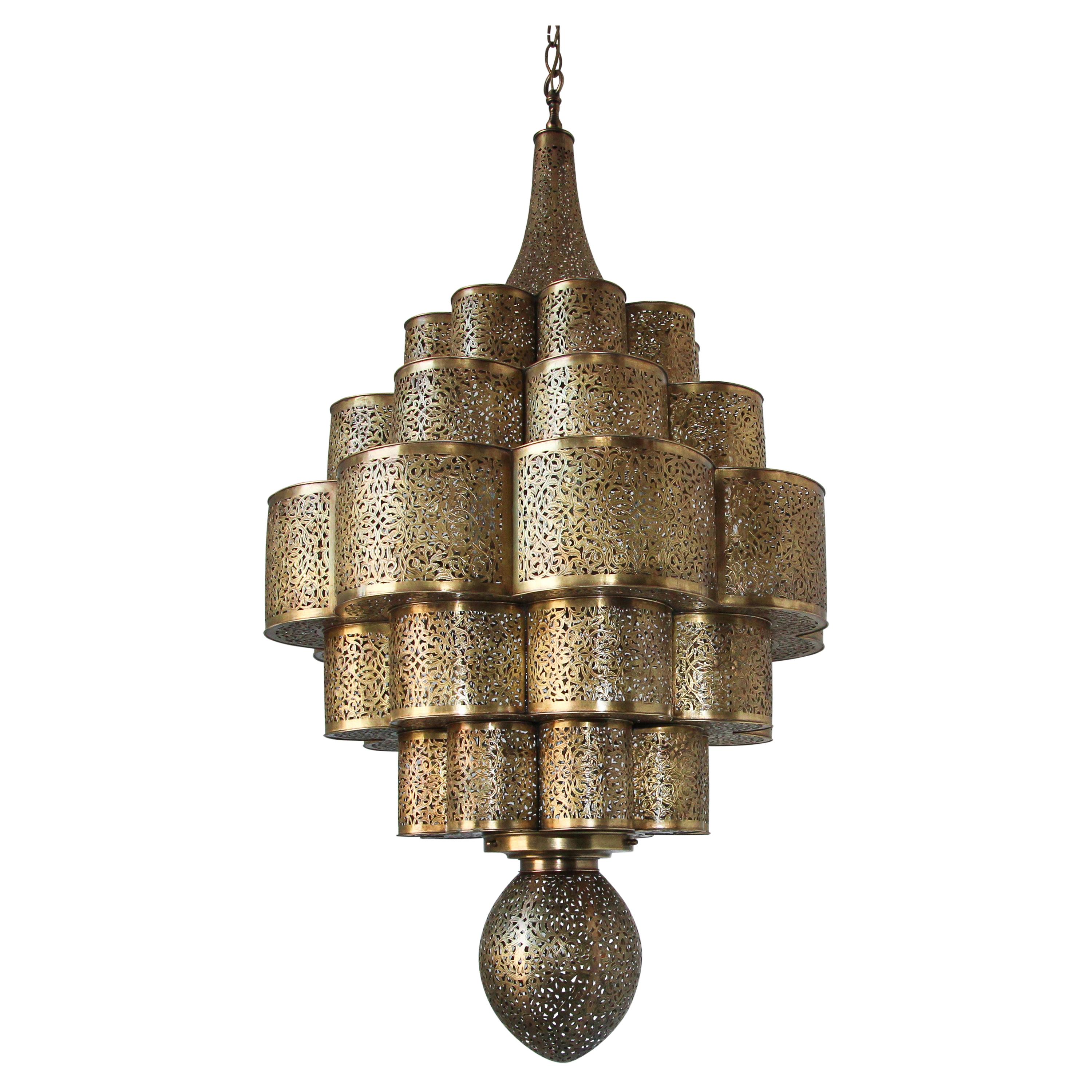 Large Moroccan Moorish Alhambra Brass Chandelier For Sale at