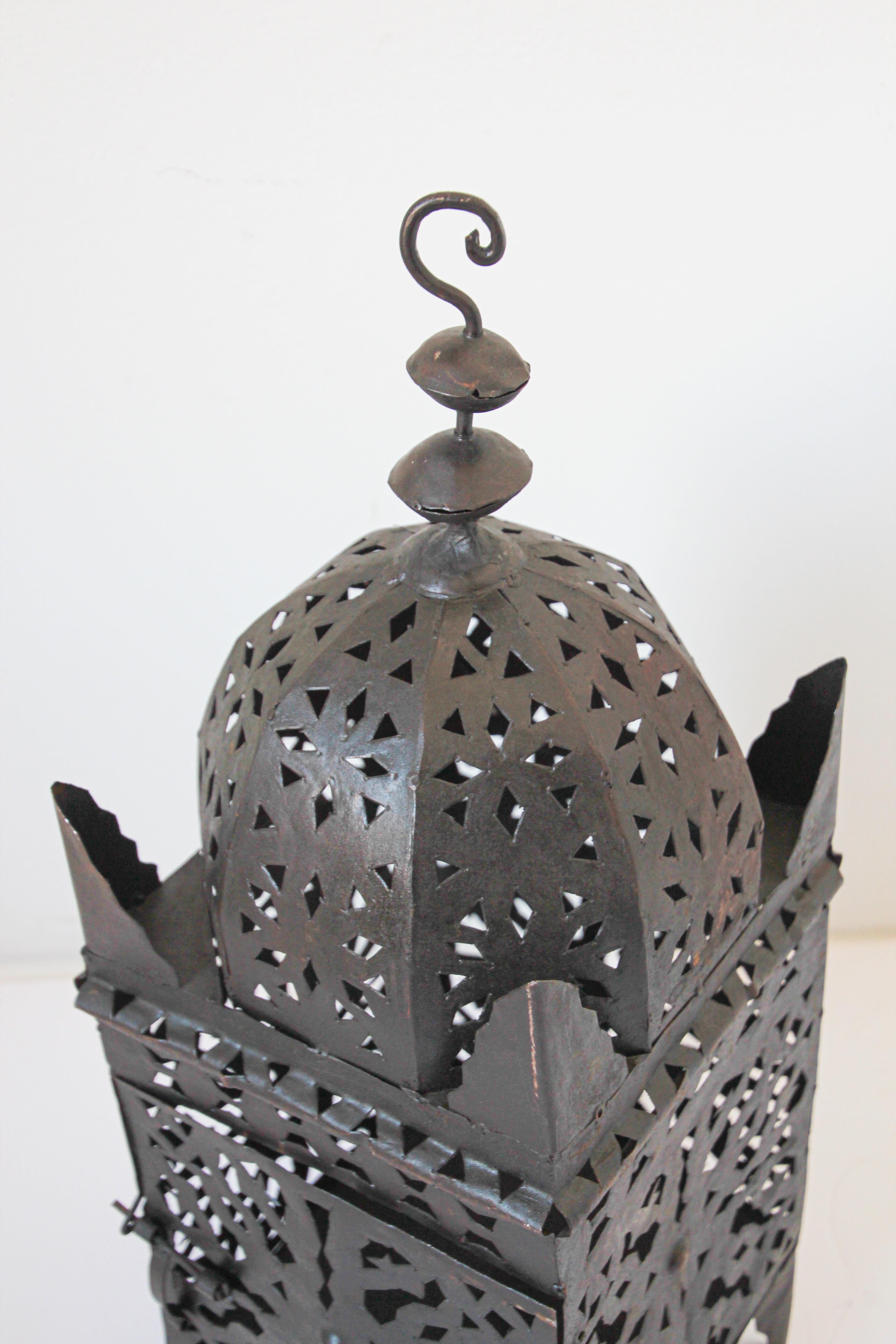 Large Moroccan Moorish Hurricane Metal Candle Lantern For Sale 8