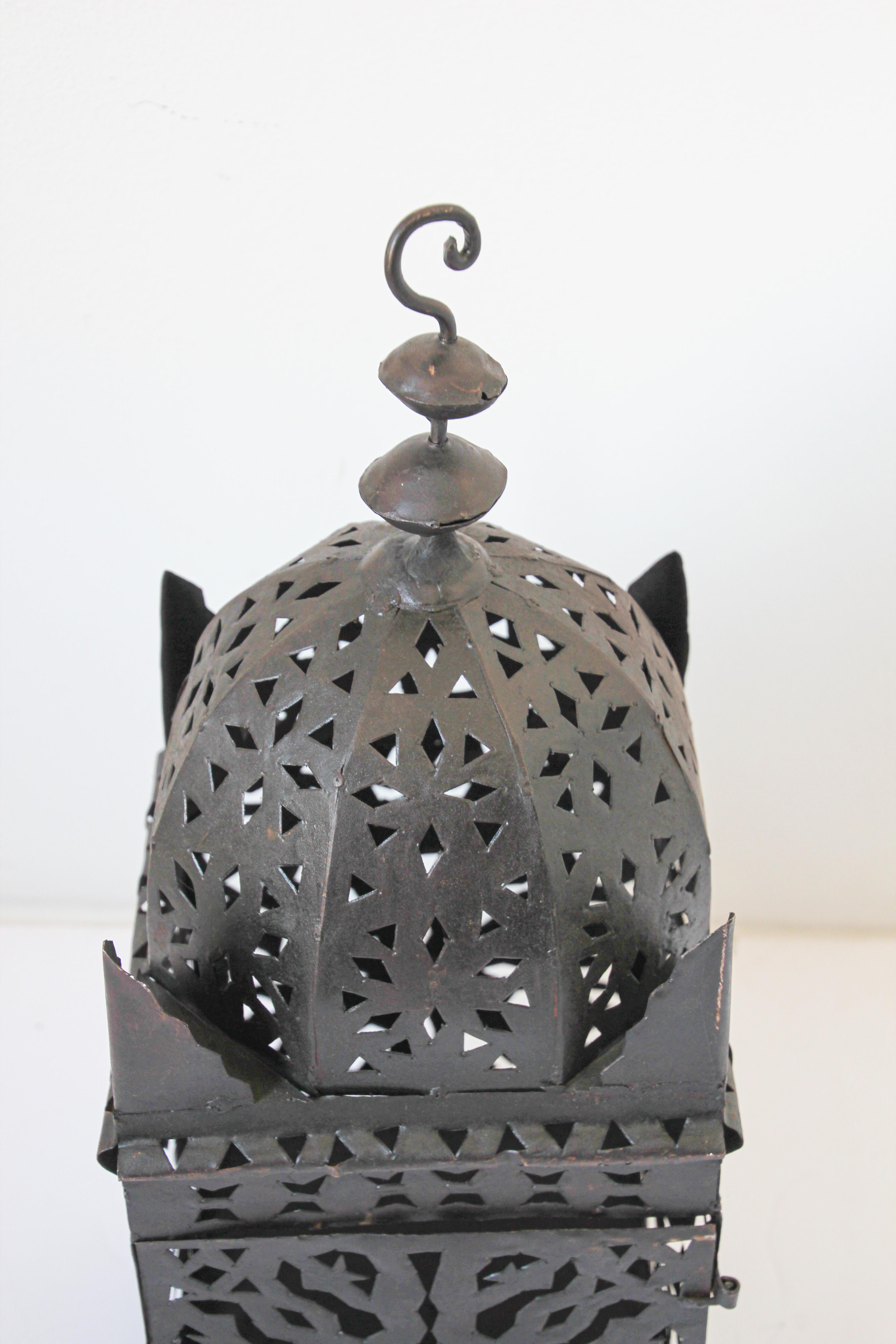 Large Moroccan Moorish Hurricane Metal Candle Lantern For Sale 1