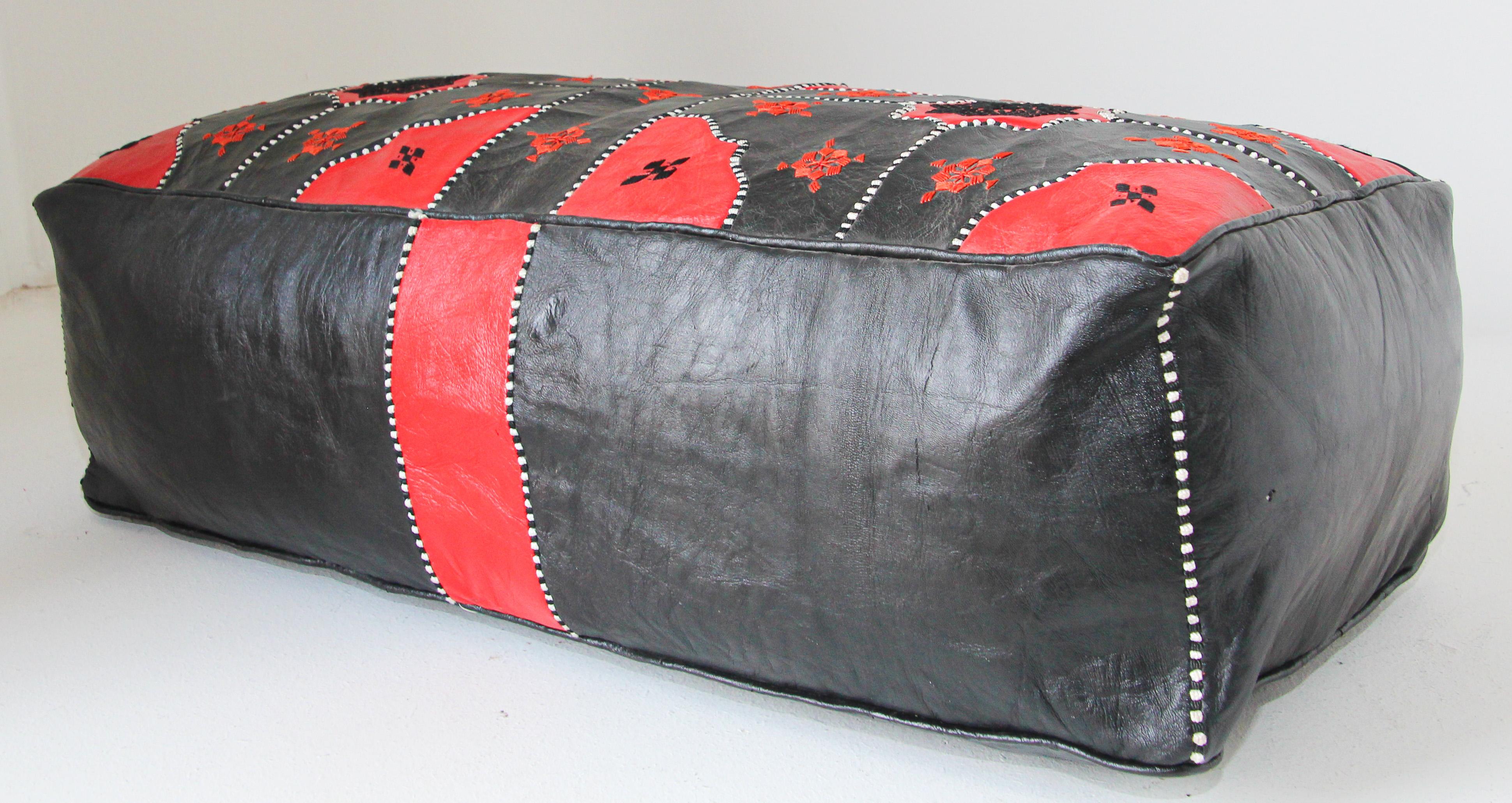 Vintage Moroccan Leather Rectangular Pouf in Red and Black For Sale 9