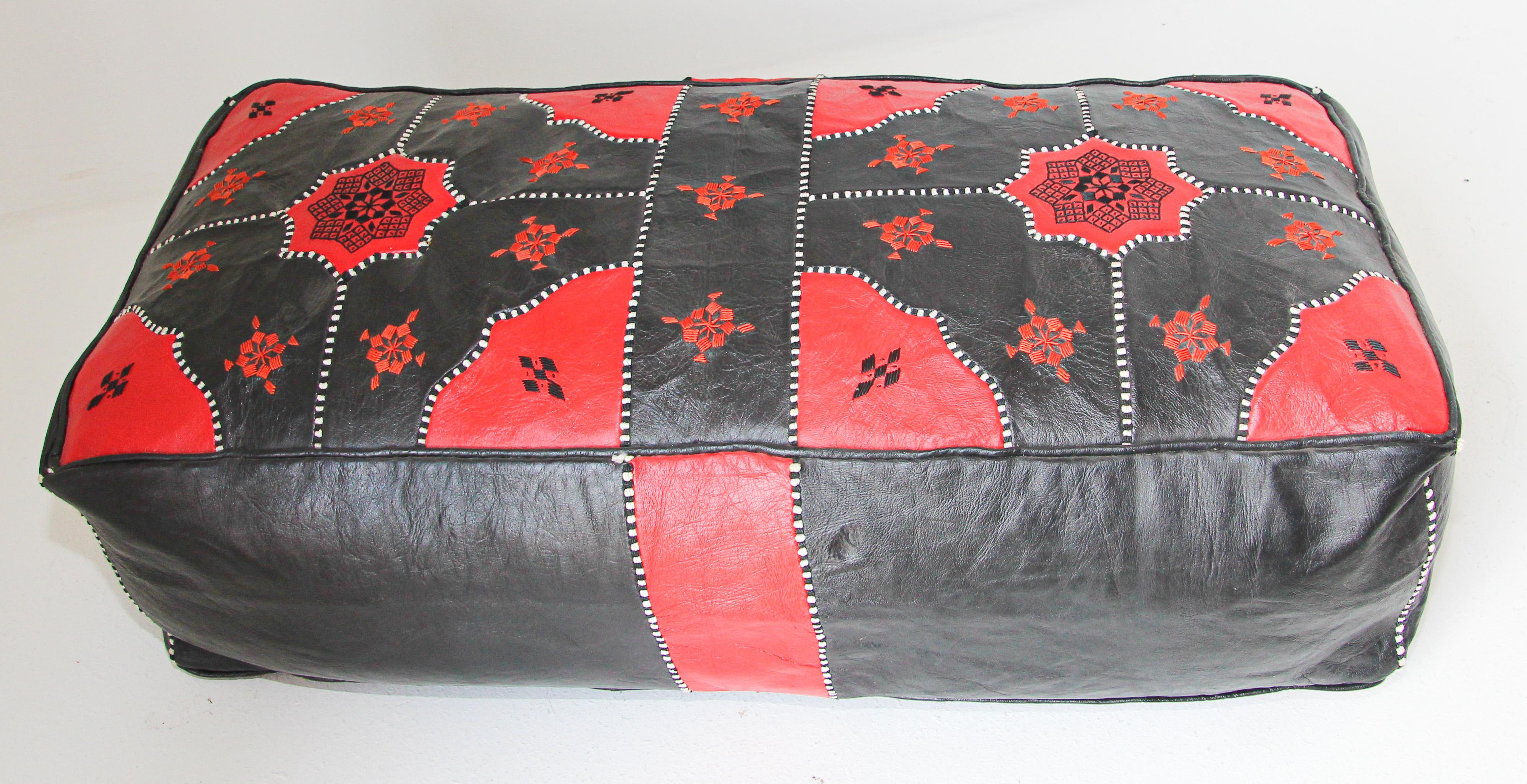 Vintage Moroccan Leather Rectangular Pouf in Red and Black For Sale 10