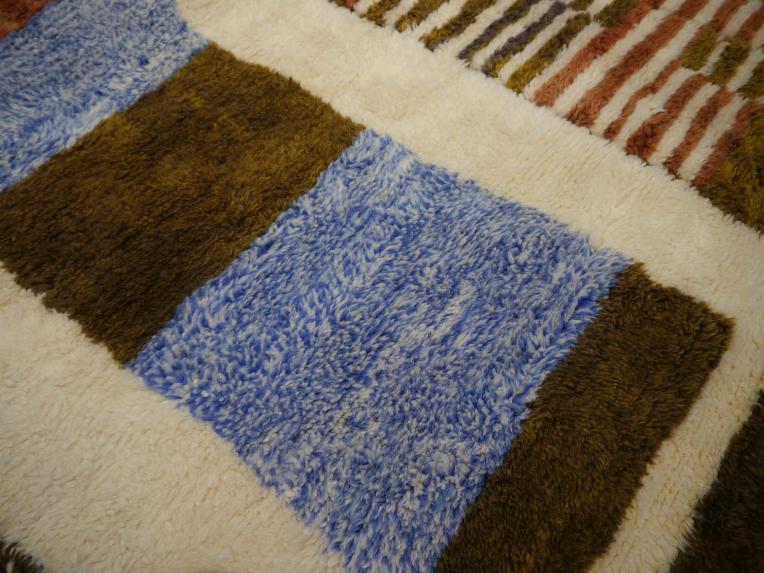 Wool Beni MGuild Large Moroccan Rug North African Design Djoharian Collection For Sale