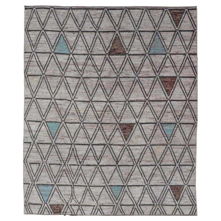 Large Moroccan Style Distressed Modern Rug in Diamond and Triangle ...