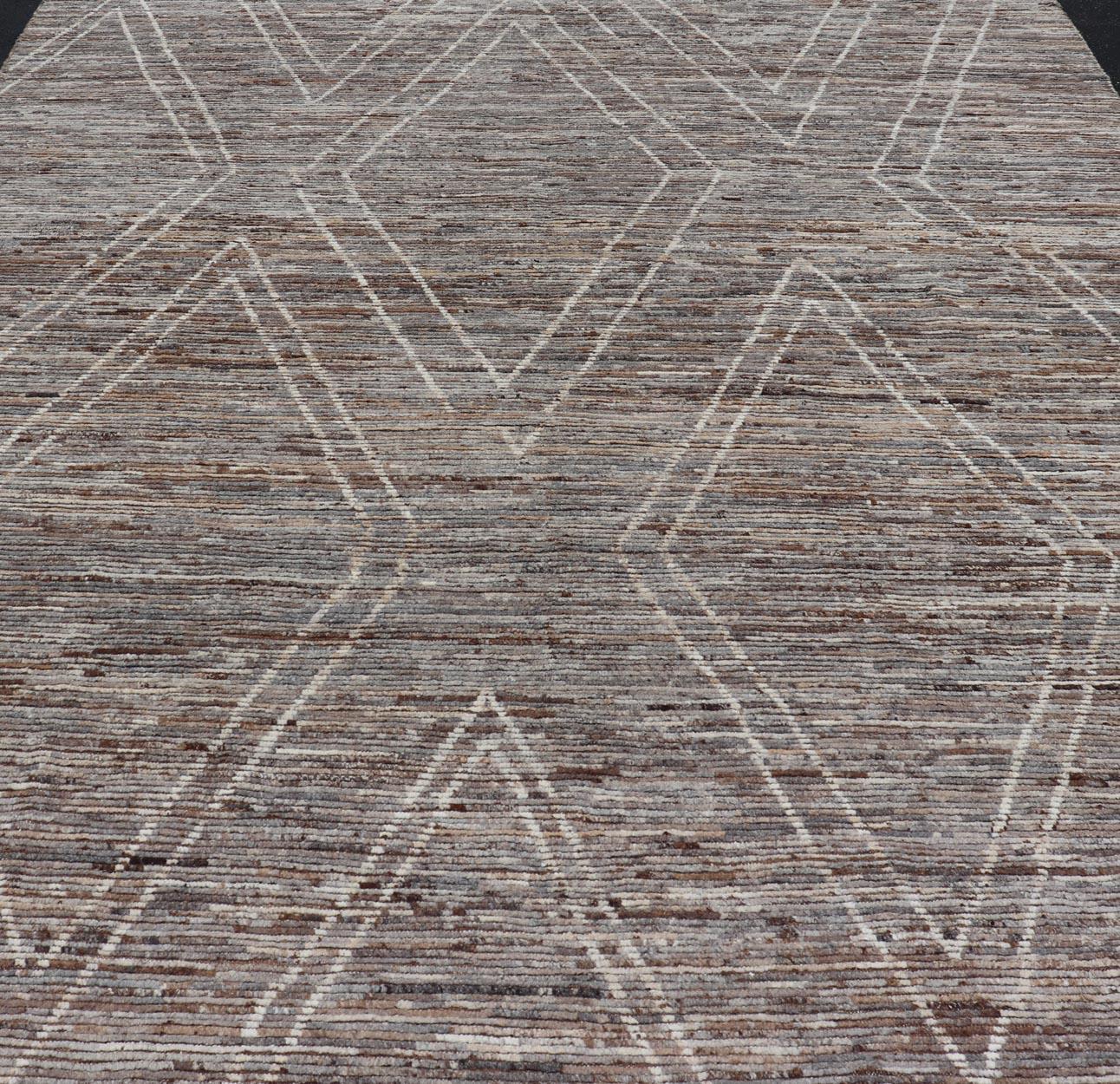 Large Moroccan Style Distressed Modern Rug in Diamond Design in Earthy Tones For Sale 4