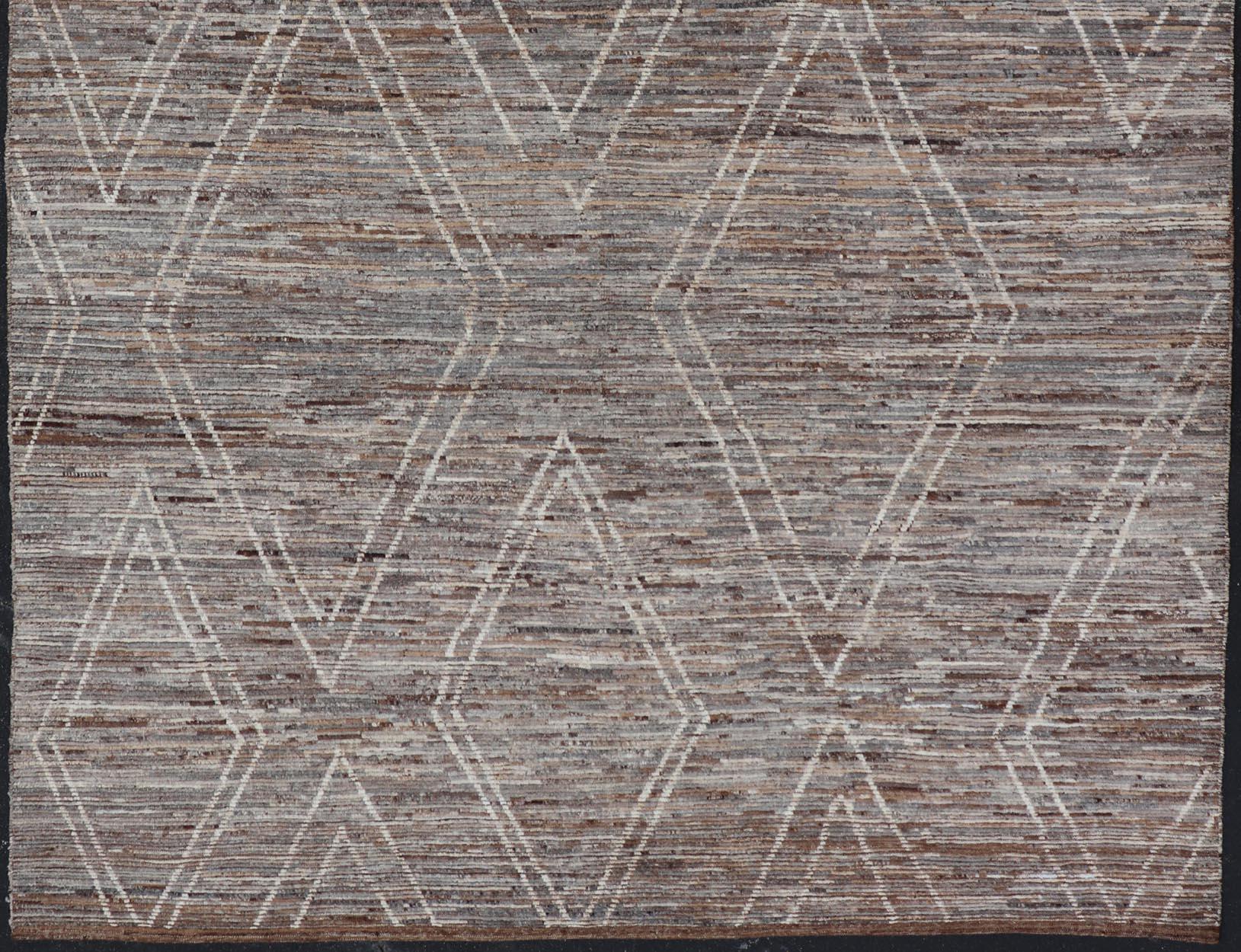 Wool Large Moroccan Style Distressed Modern Rug in Diamond Design in Earthy Tones For Sale