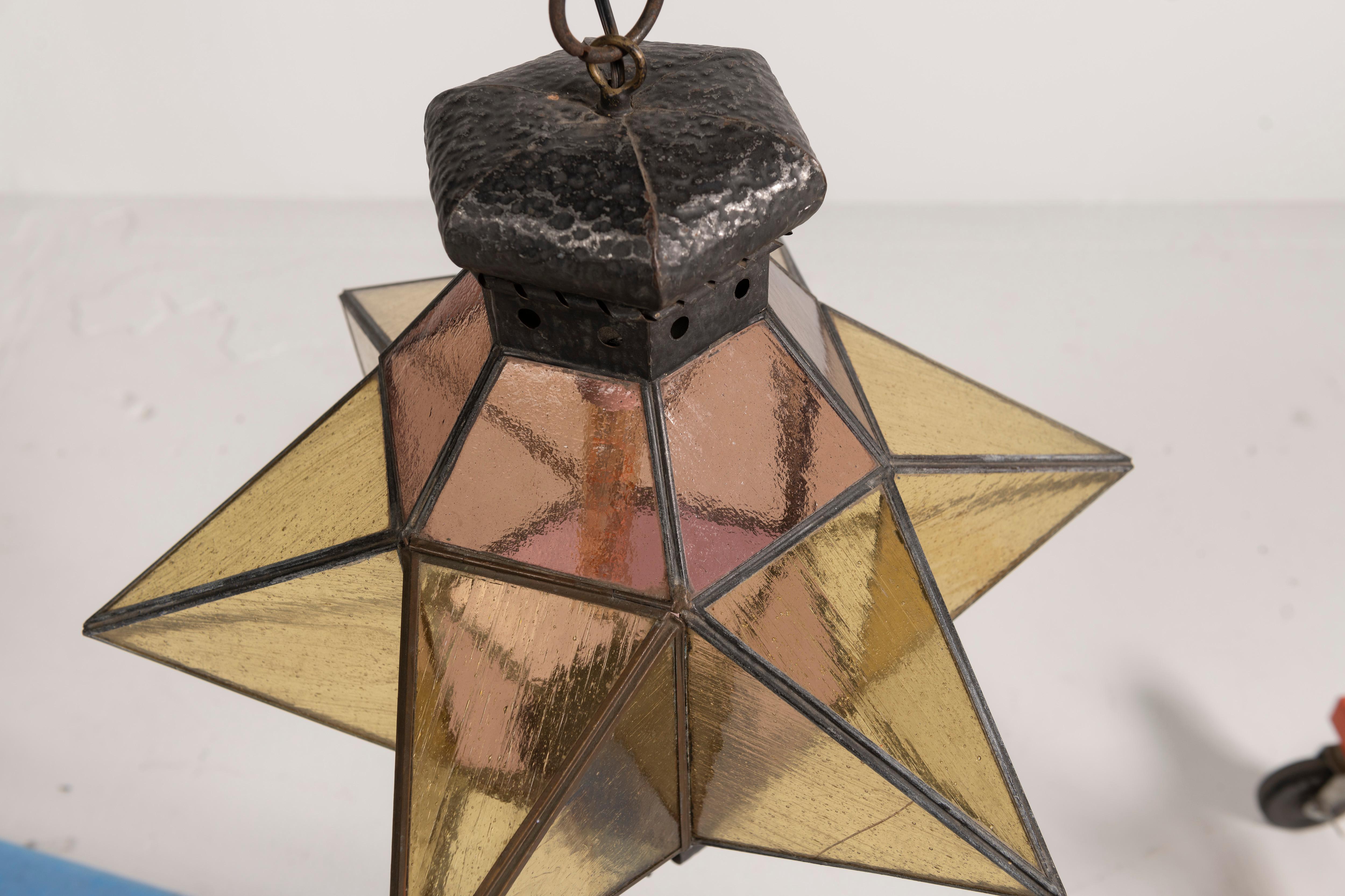 Bohème Grande lanterne de style marocain en verre brun et doré, années 1920