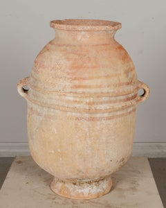 Grande jarre à eau marocaine en poterie terre cuite