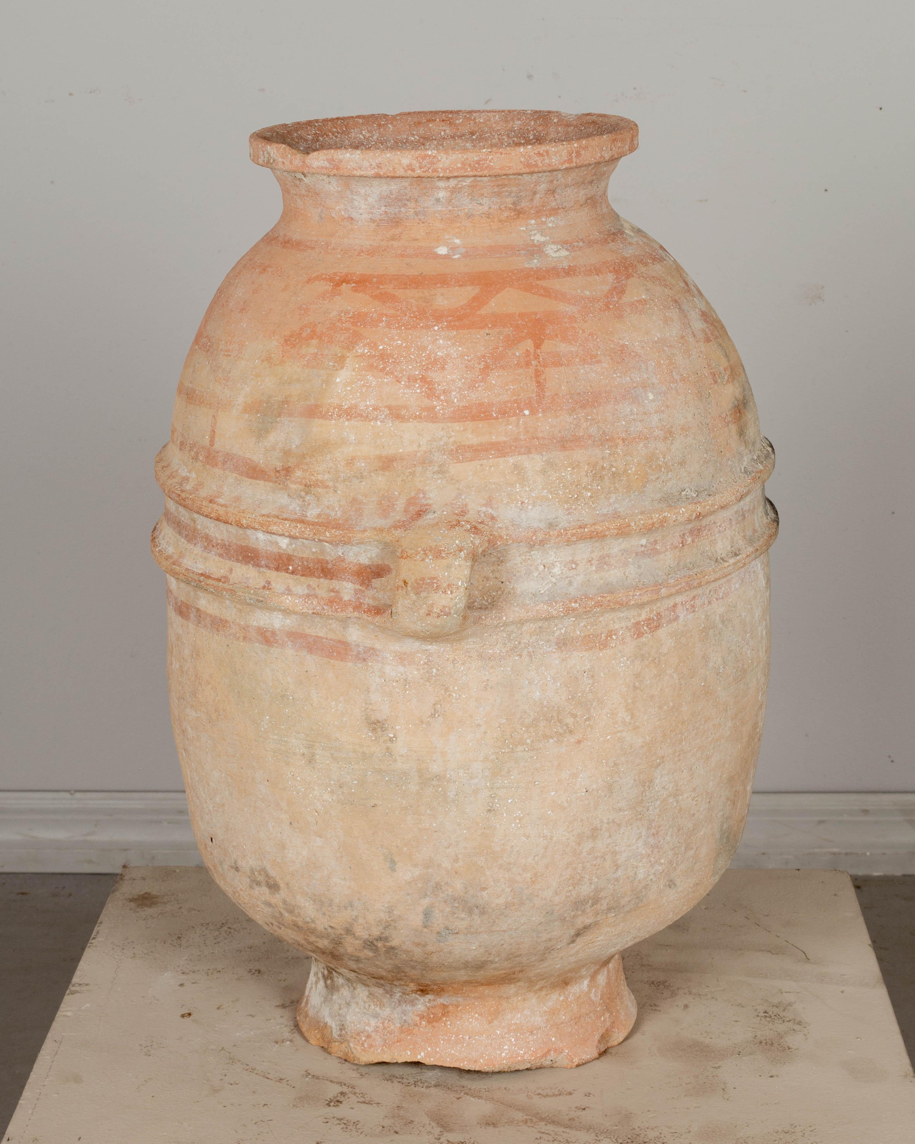 Large Moroccan Terracotta Pottery Water Jar In Good Condition For Sale In Winter Park, FL