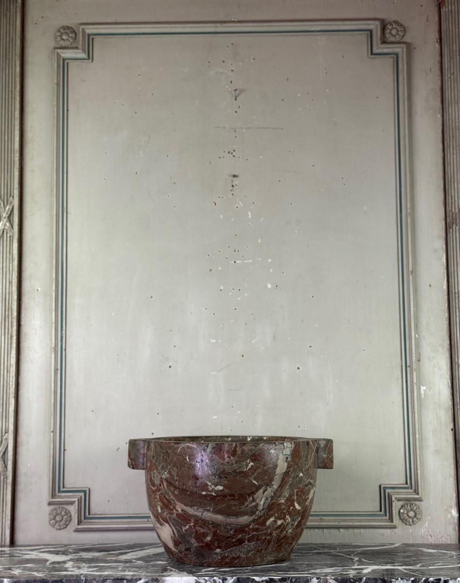Francese Grande mortaio in marmo di Rance, XVIII secolo in vendita