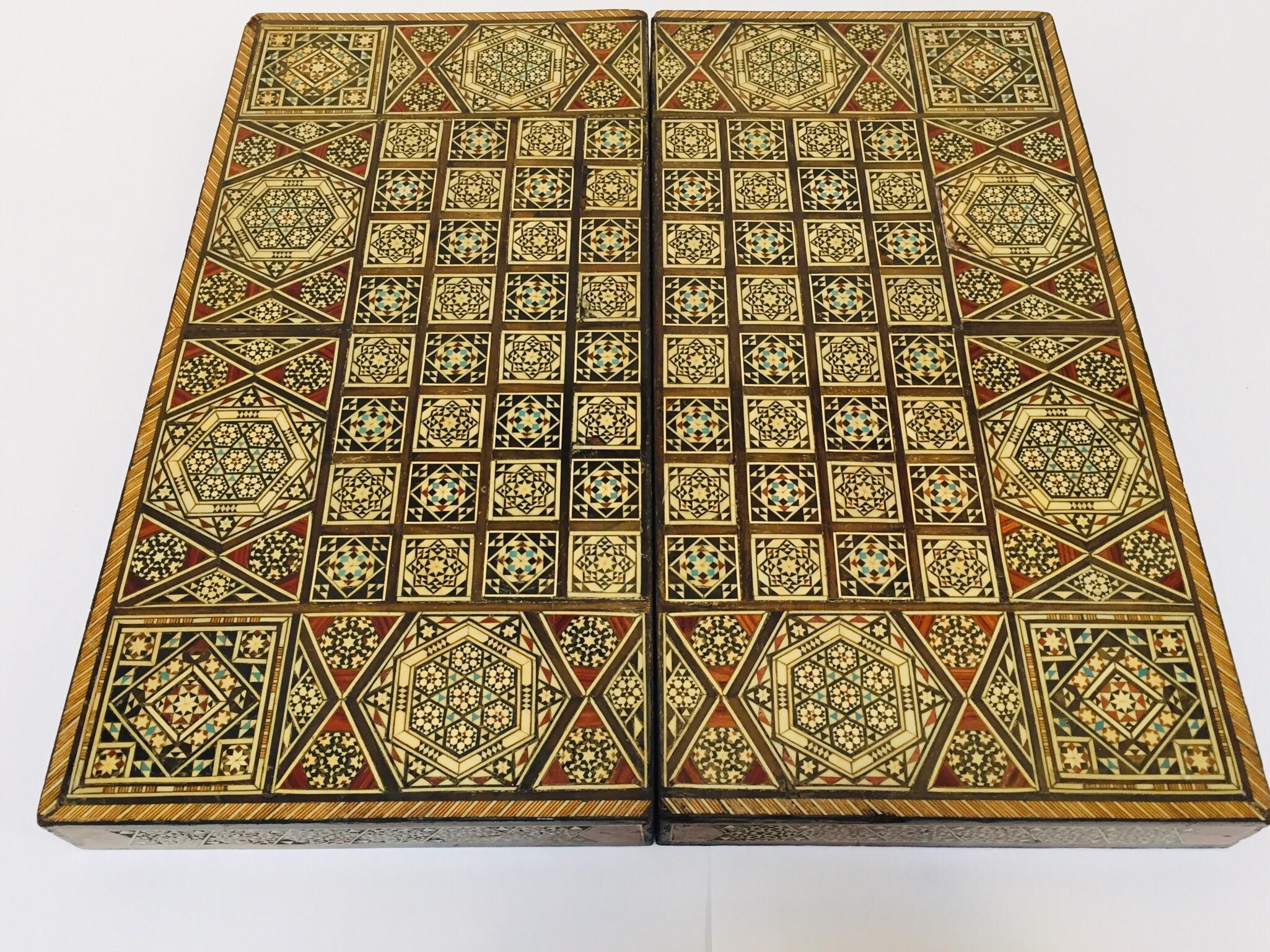 Large Mosaic Syrian Backgammon and Chess Wooden Inlaid Marquetry Box Game 4