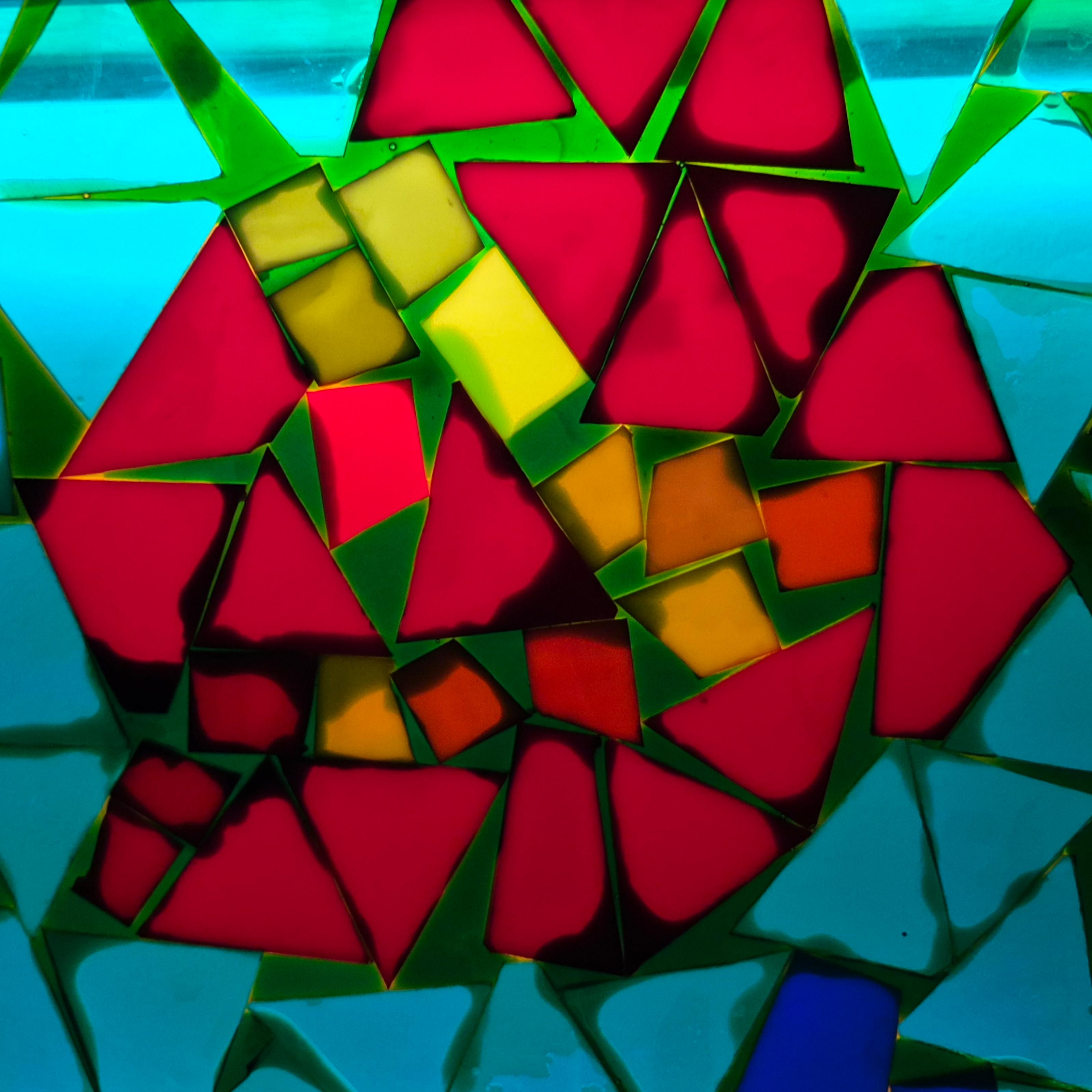 Large mosaic wall lamp made from plexiglas, Germany 1970s In Good Condition For Sale In ECHT, NL