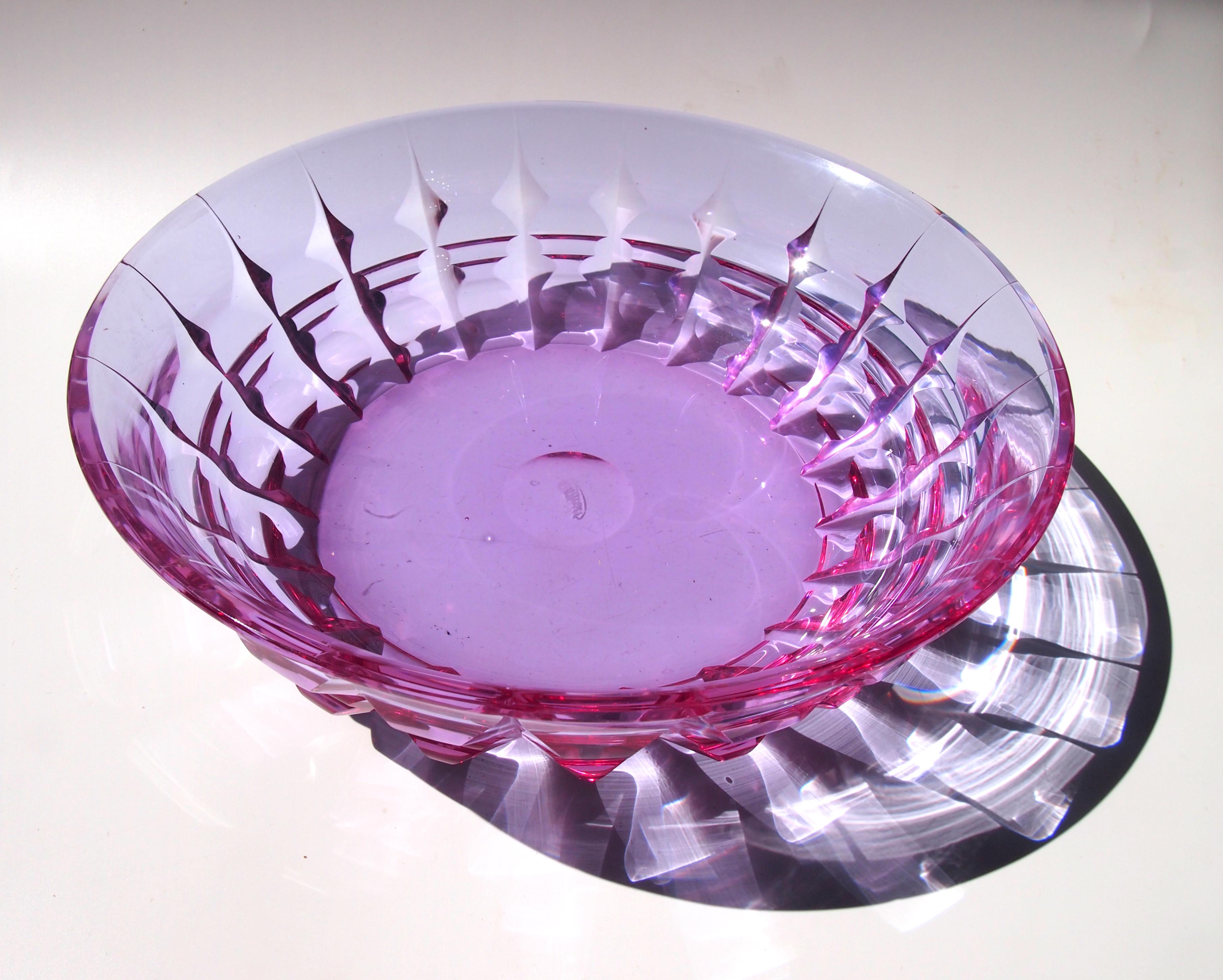 Large Moser Art Deco Color Change 'Alexandrit' Bowl by Heinrich Hussmann In Excellent Condition In London, GB