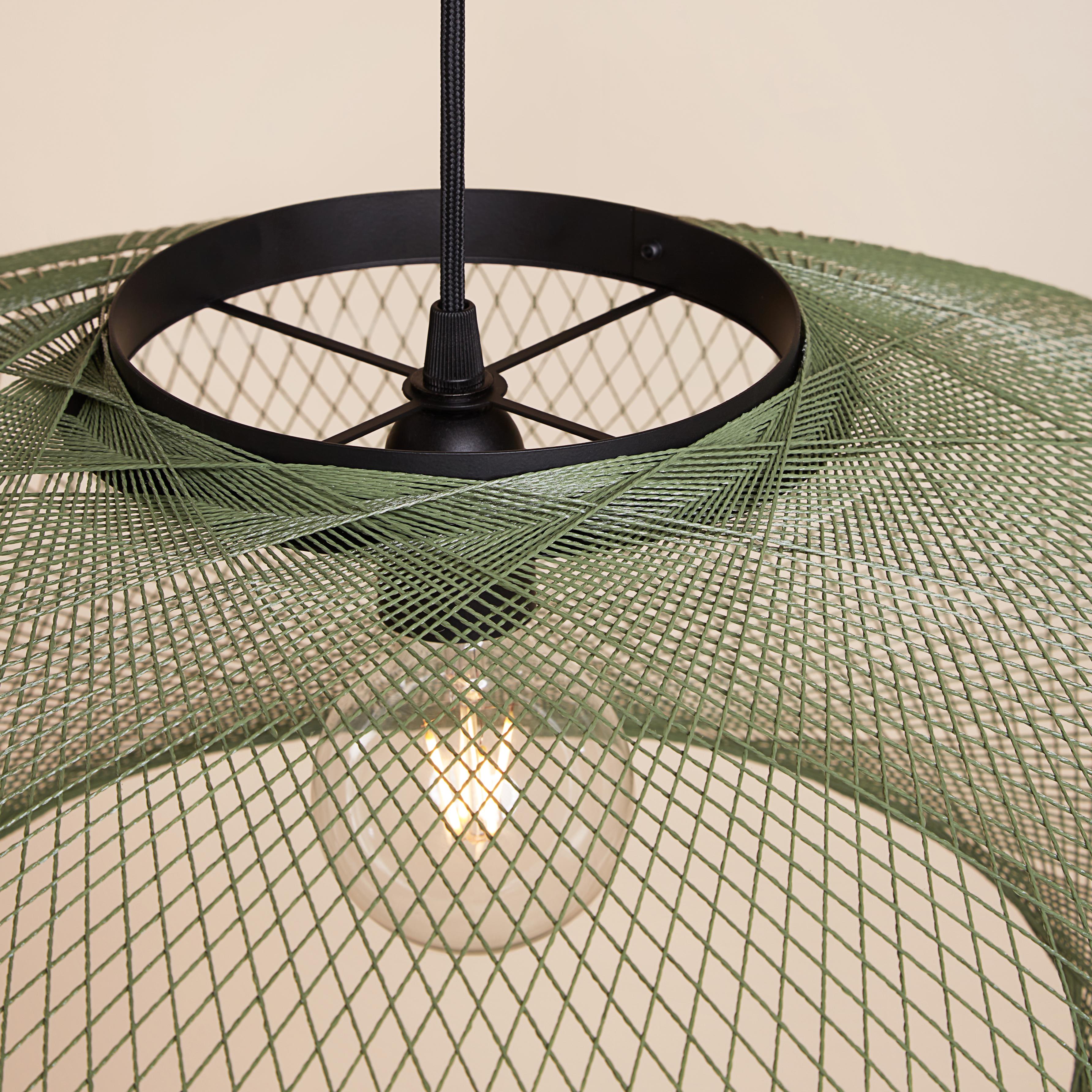 Lampada a sospensione UFO verde muschio grande di Atelier A Robotiq in vendita 2