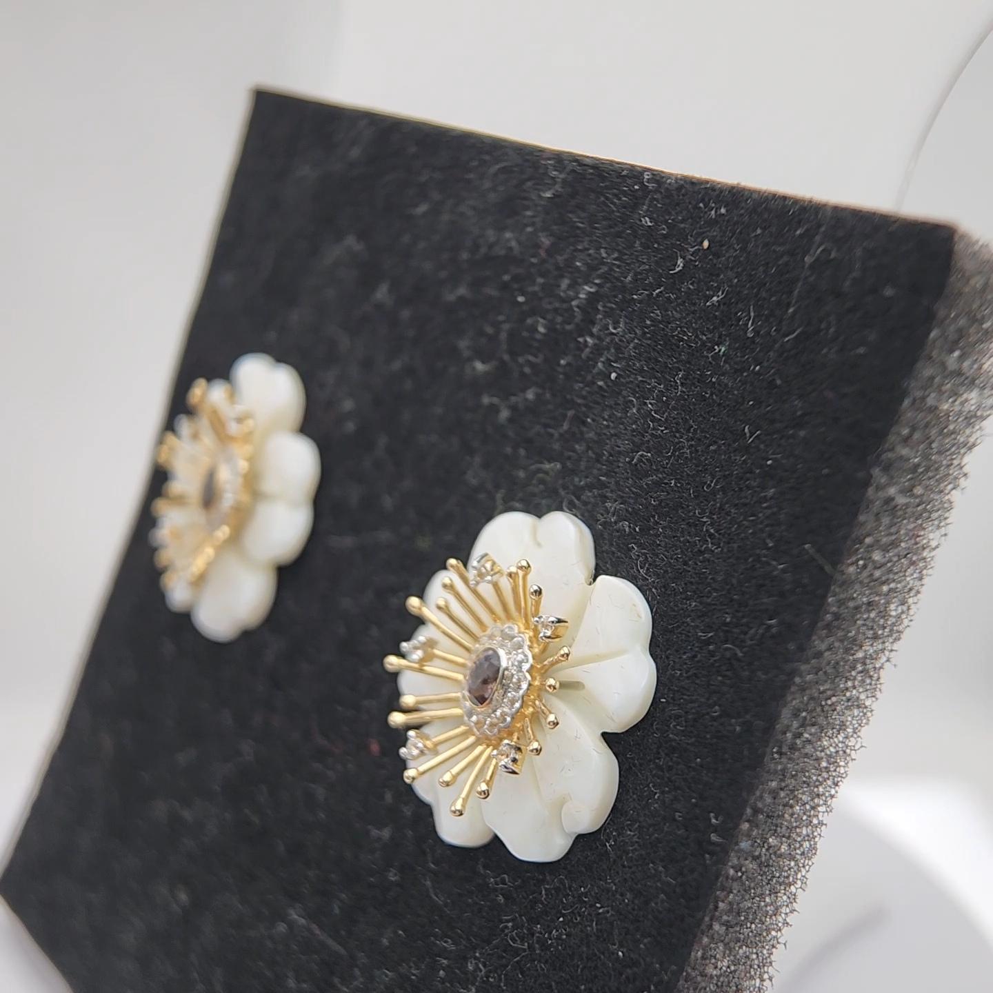 Women's Large Mother of Pearl Earring with Spinel and White Sapphire in 14K Yellow Gold For Sale