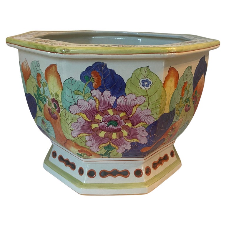 tobacco leaf planter Large Mottahedeh Tobacco Leaf Cachepot at 1stDibs