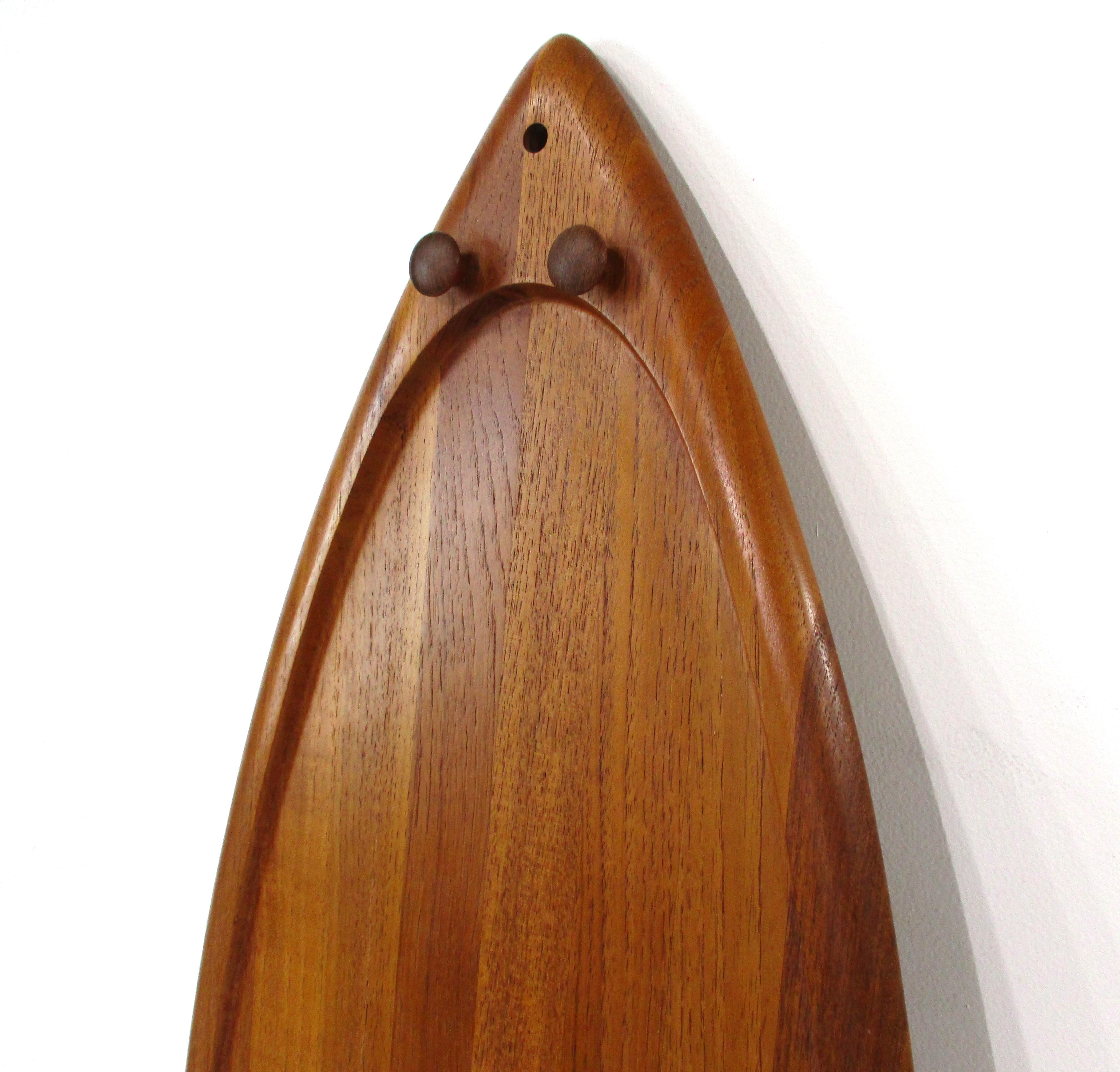 Mid-Century Modern Large Mouse Teak Charcuterie Serving Board by Digsmed Denmark For Sale