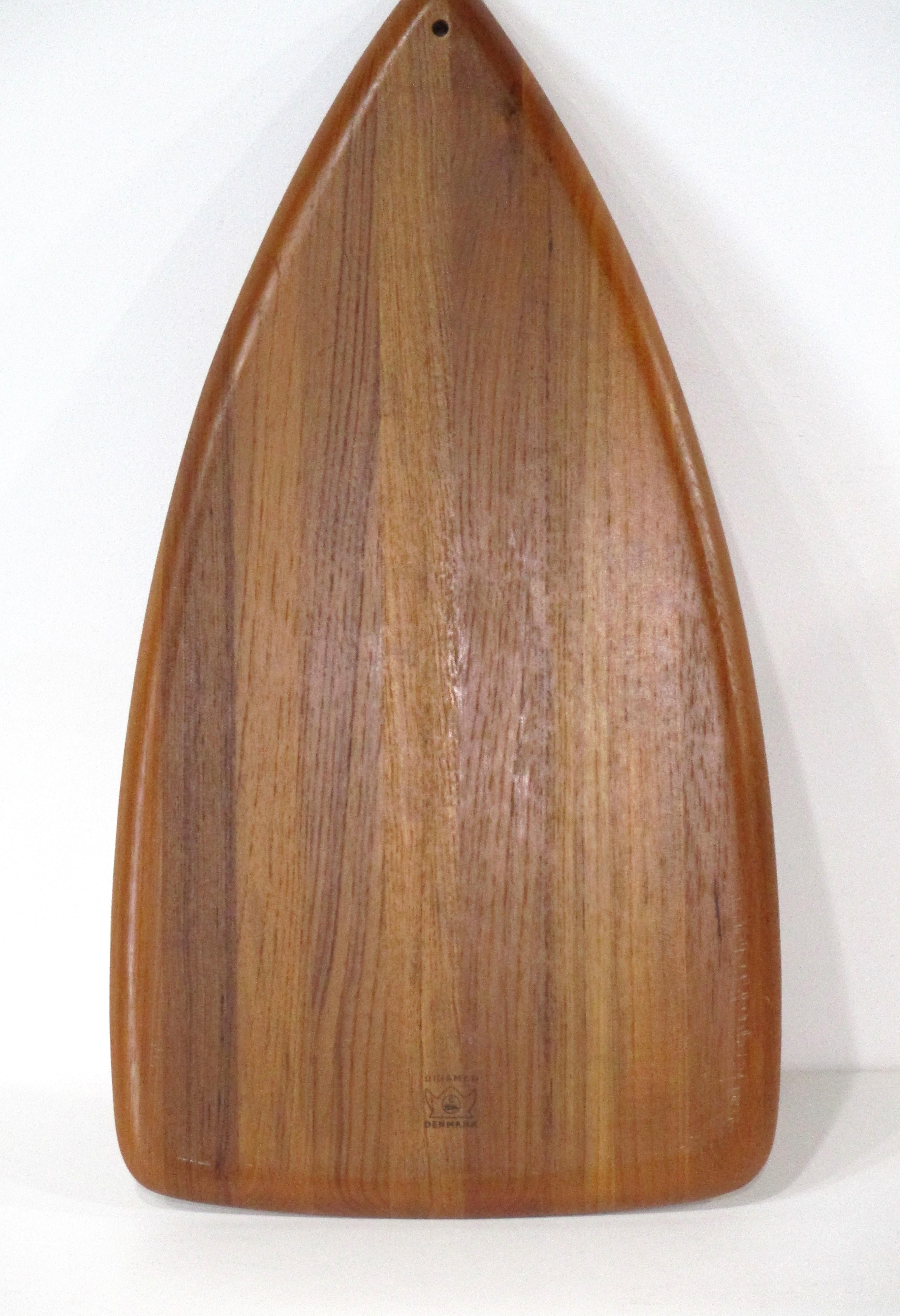 20th Century Large Mouse Teak Charcuterie Serving Board by Digsmed Denmark For Sale