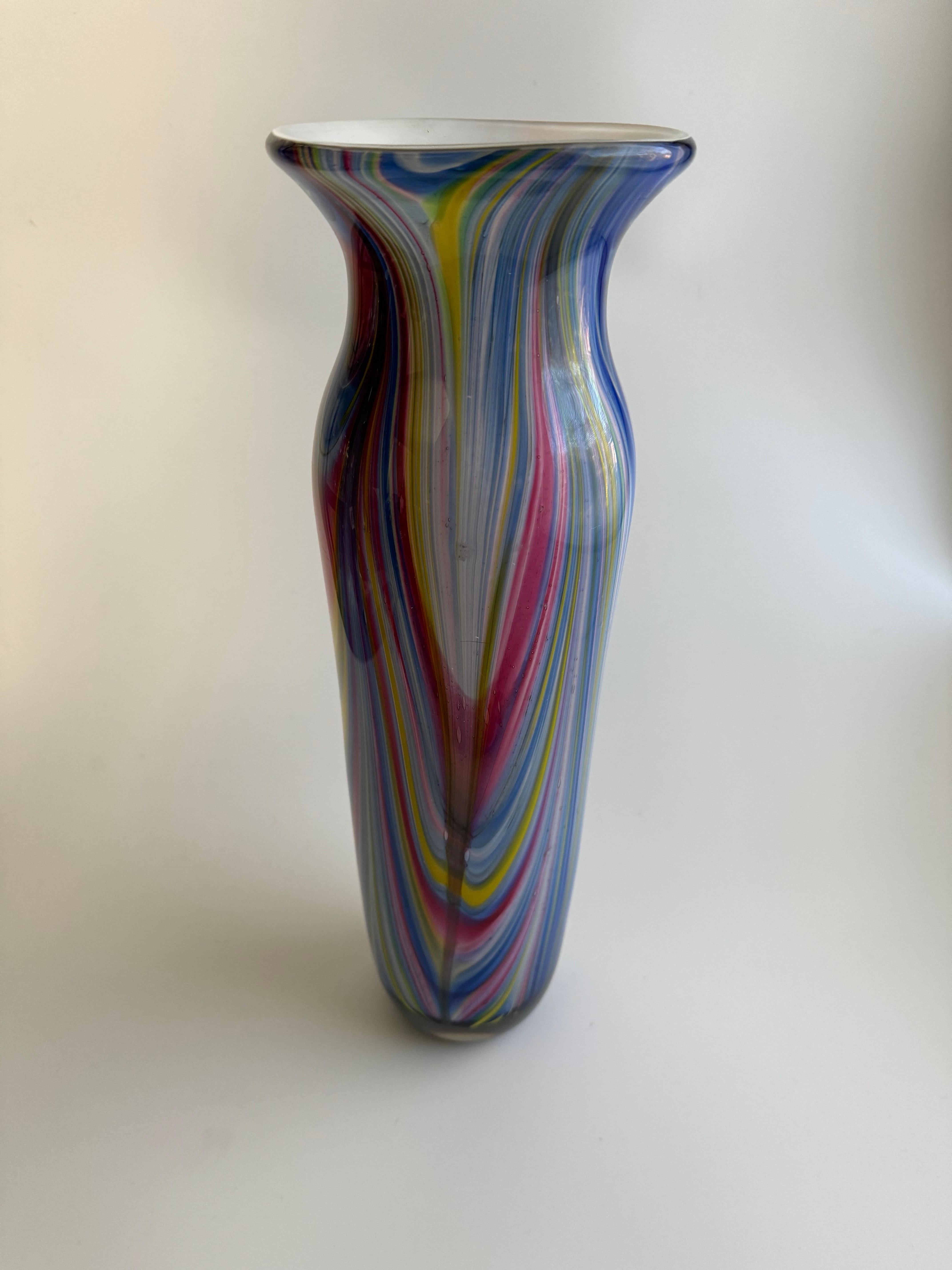 Moderne Grand vase rose multicolore de style Murano  en vente