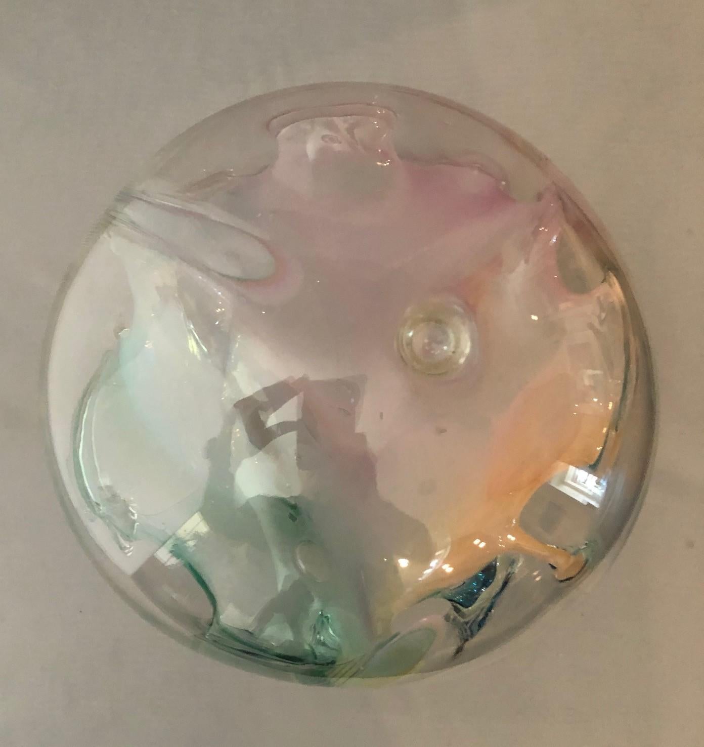 Verre d'art Grande sculpture d'orbe en verre d'art multicolore de Peter Bramhall en vente