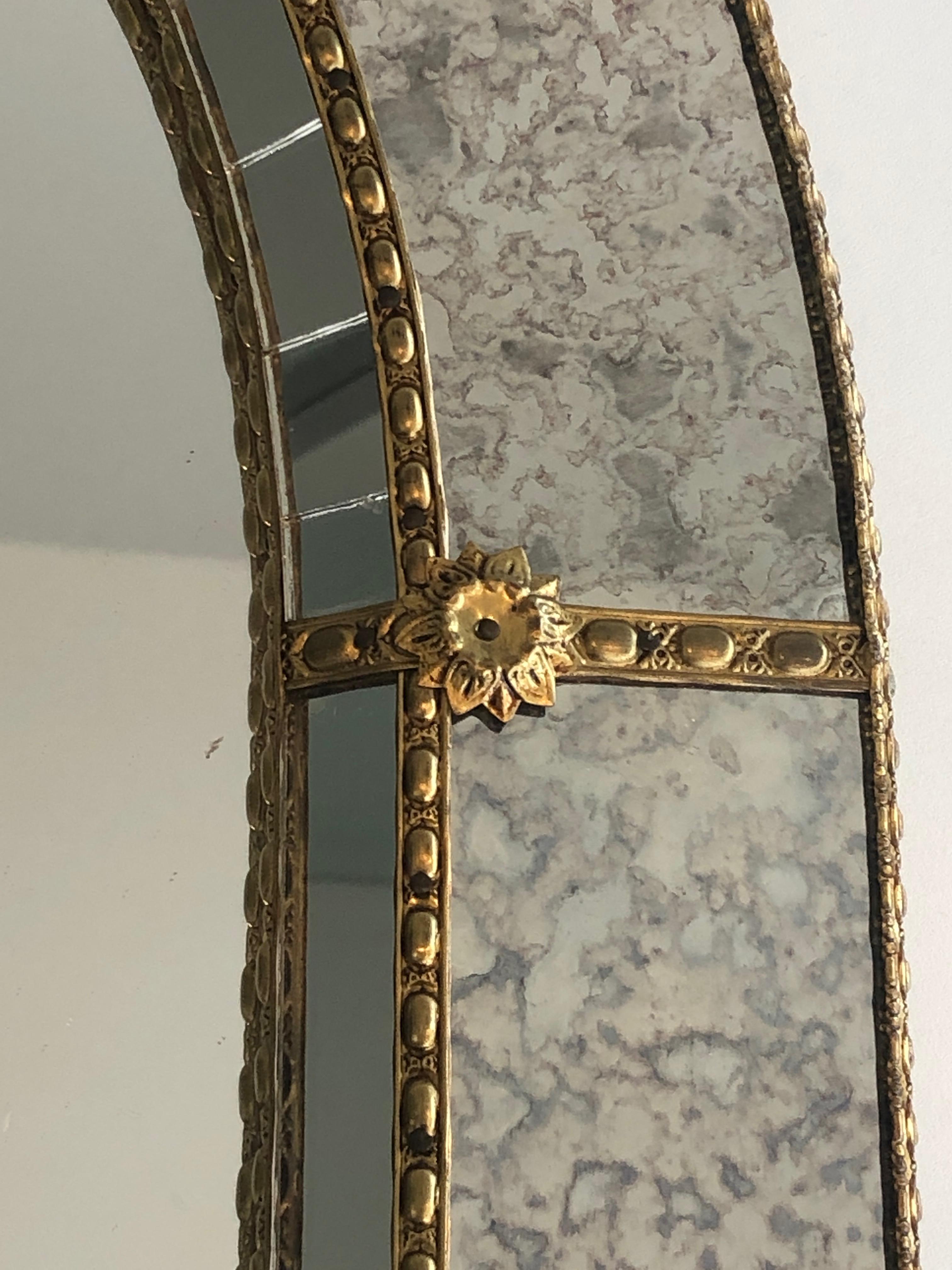 Large Multi-Facets Mirror with Brass Garlands 7