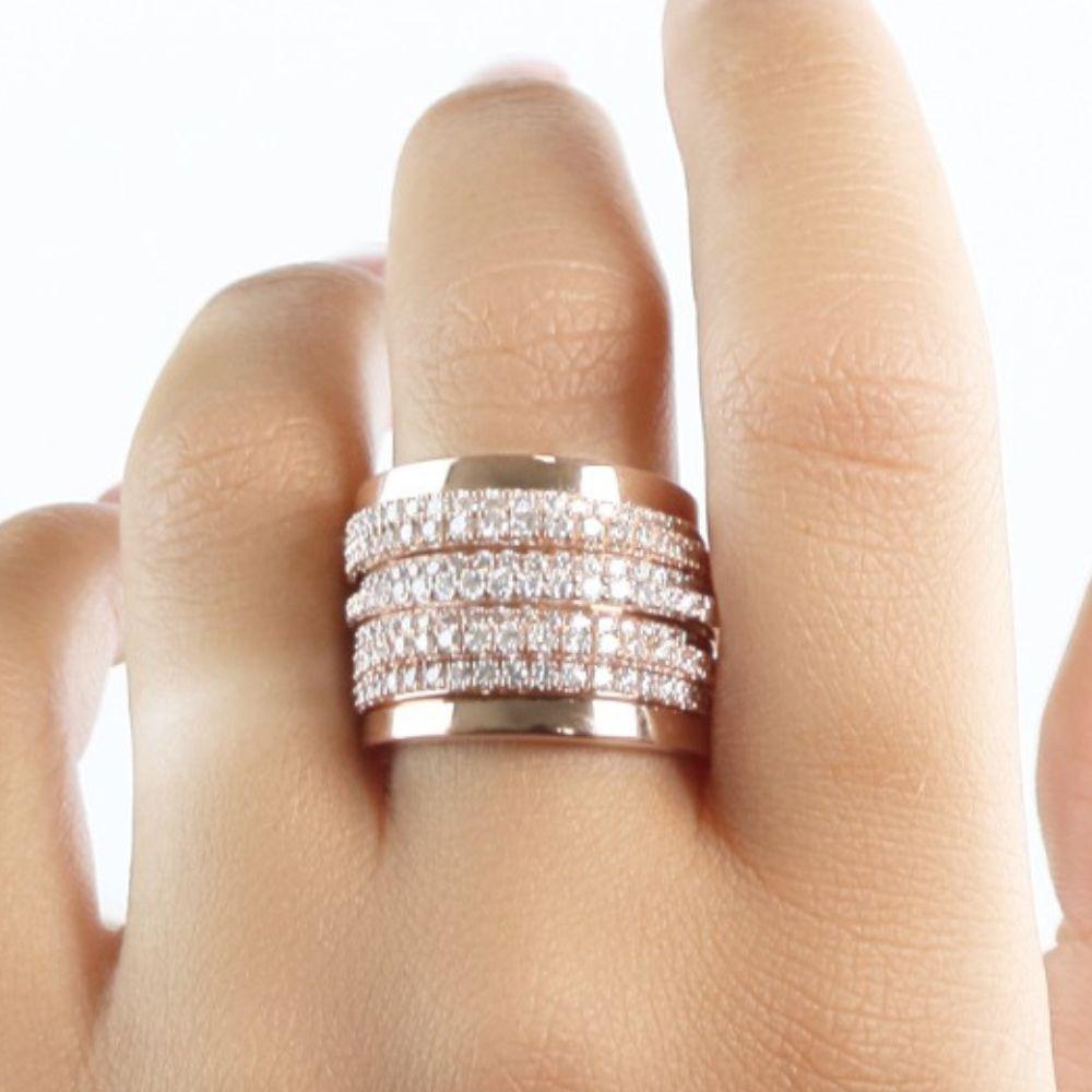 Large Multi Stacks Diamond Pavè Band Ring In New Condition For Sale In Valenza, IT