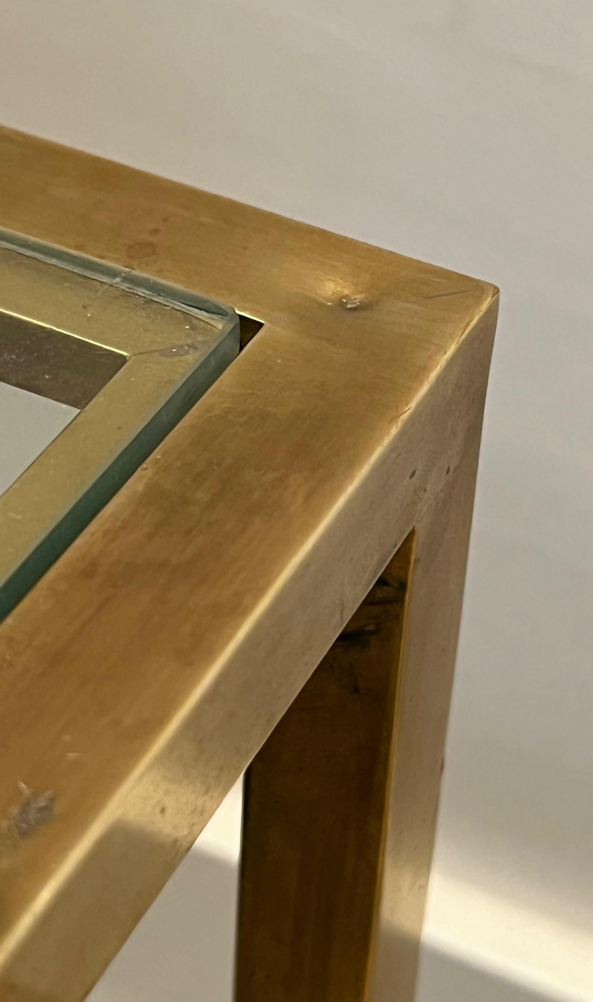 Grande table basse en laiton à plusieurs niveaux. Travail français. Circa 1970 en vente 9