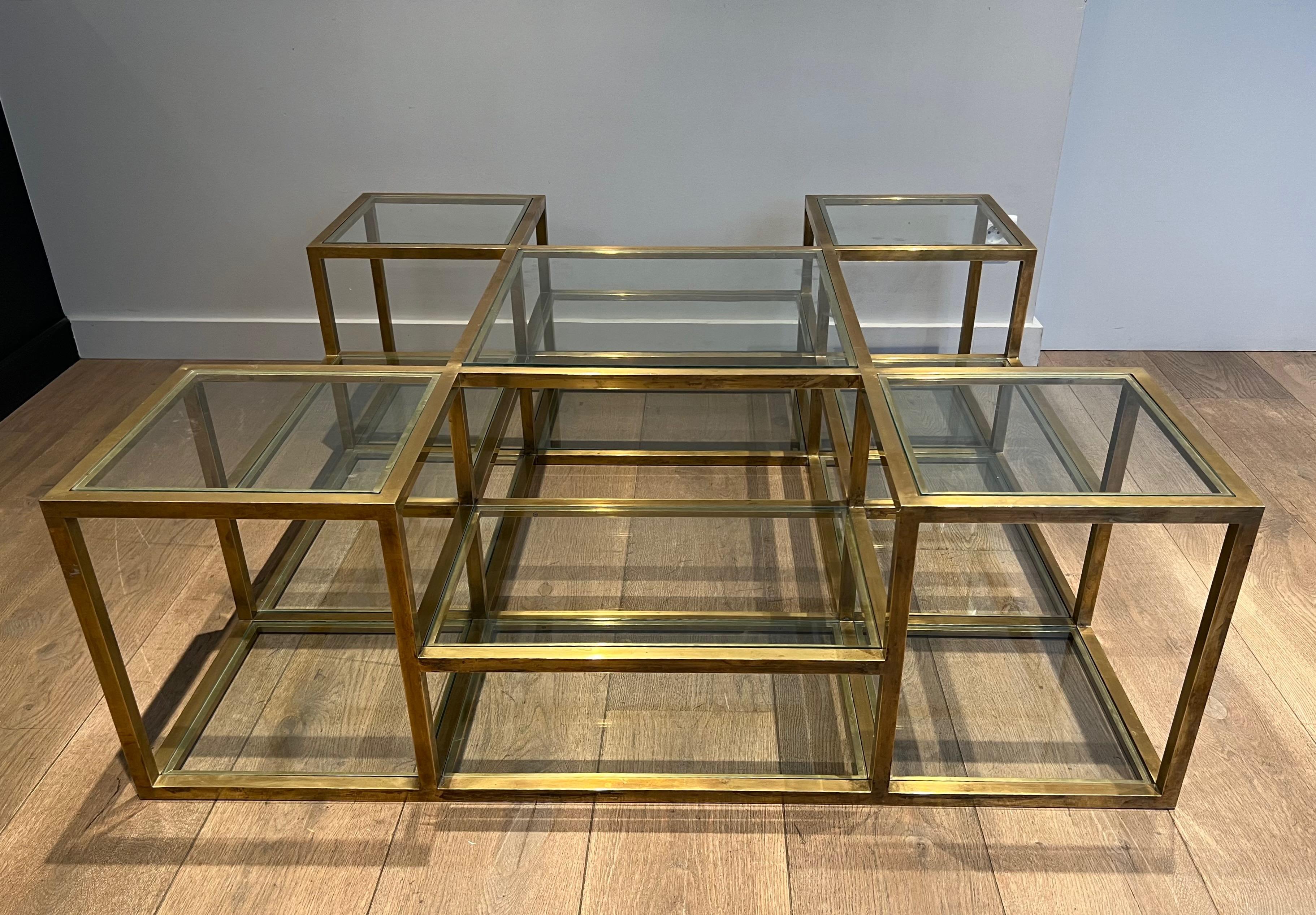 Fin du 20e siècle Grande table basse en laiton à plusieurs niveaux. Travail français. Circa 1970 en vente