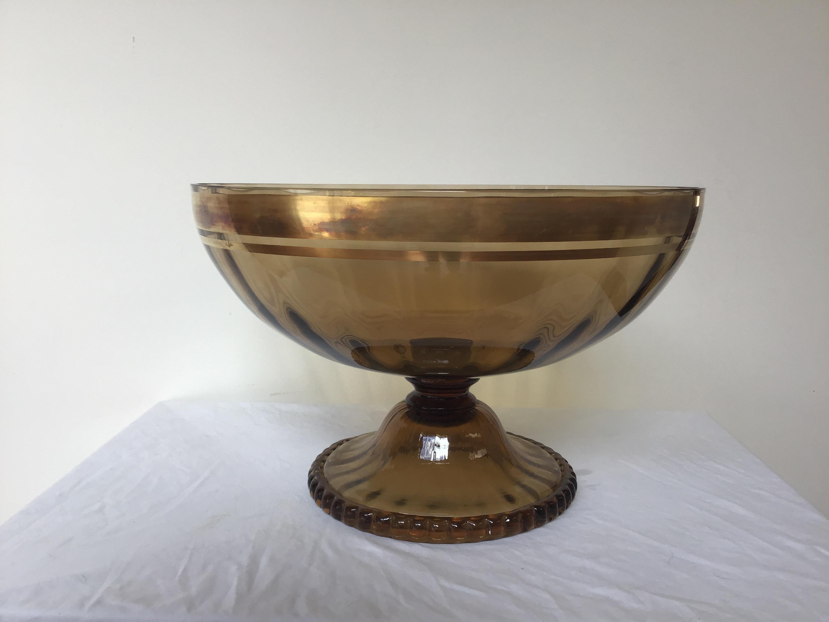 Large Murano Amber Colored Bowl In Good Condition For Sale In Tarrytown, NY