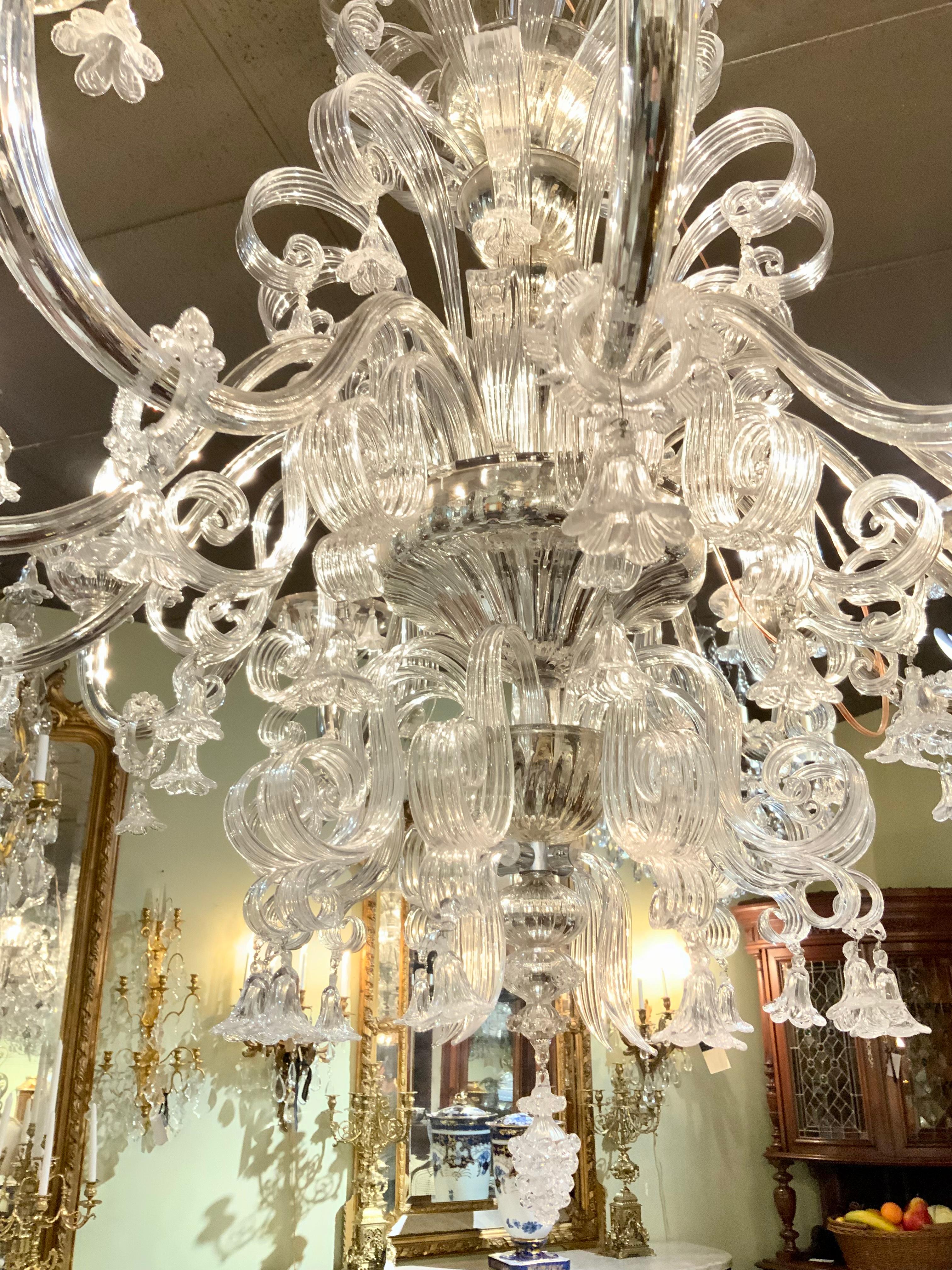 Italian Large Murano Andromeda International Mirrored Glass “Le Roy” Chandelier For Sale