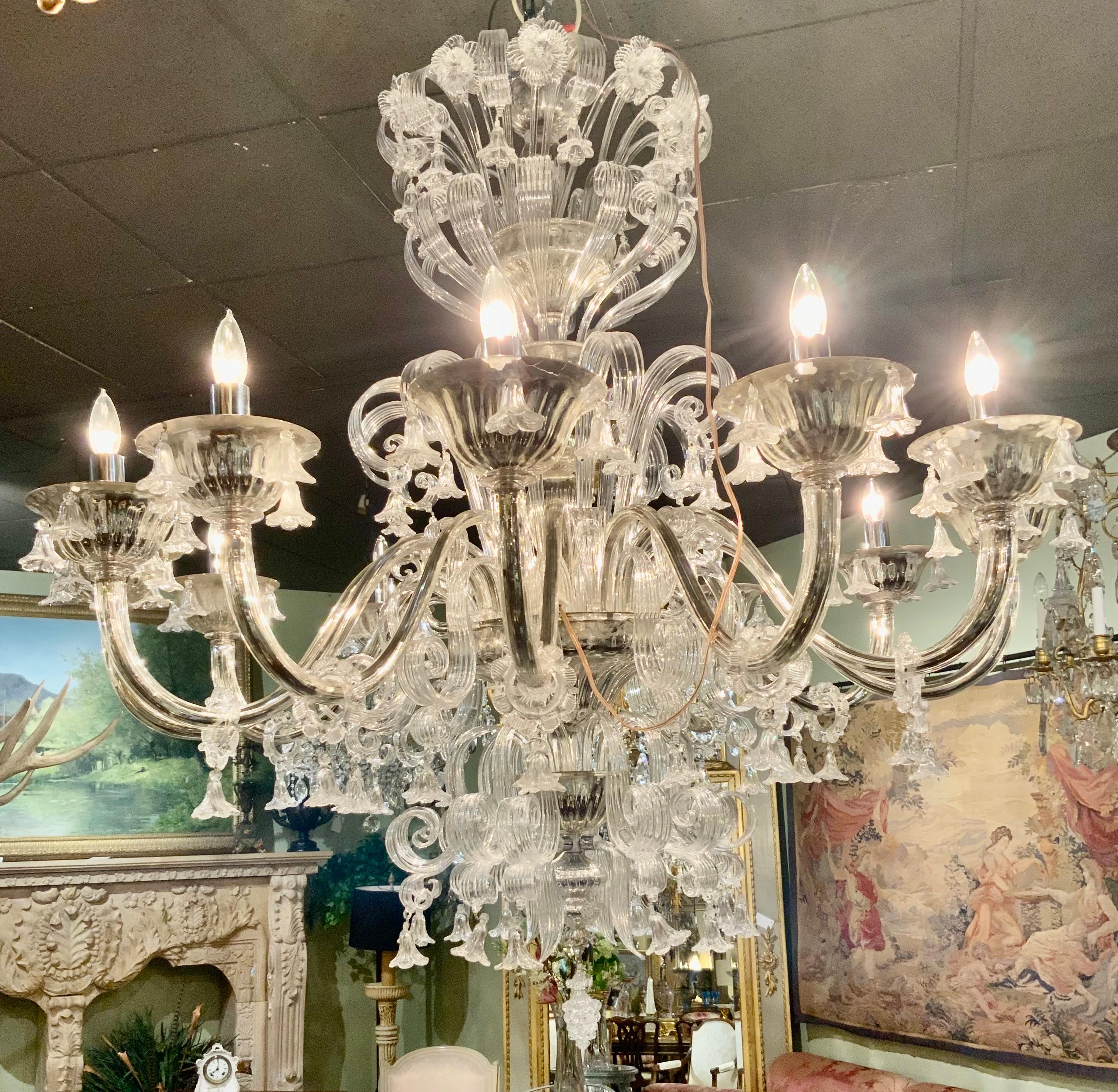 Contemporary Large Murano Andromeda International Mirrored Glass “Le Roy” Chandelier For Sale