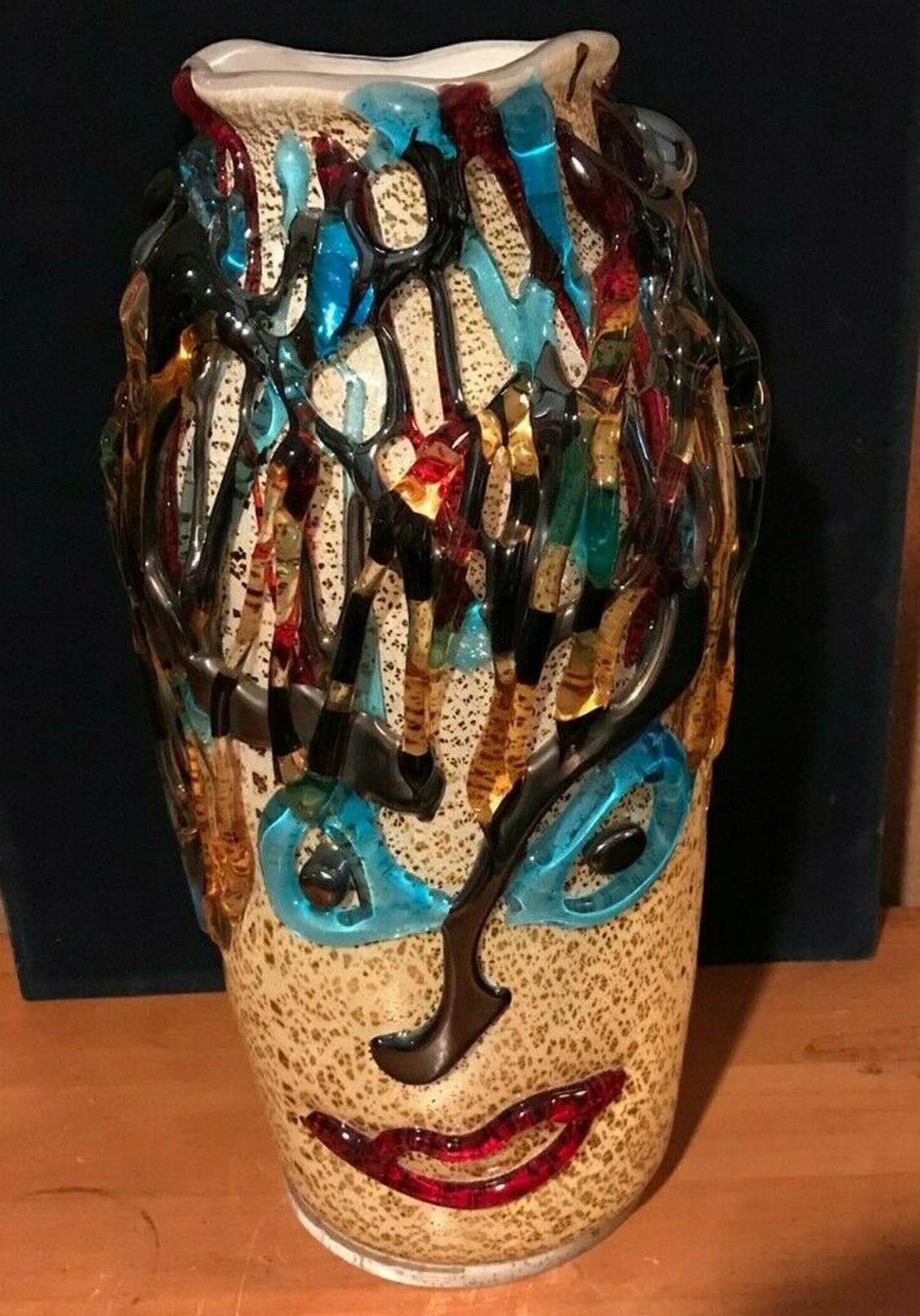 Late 20th Century Large Murano Art Glass Face Vase signed Sergio Costantini Venice Italy Estate For Sale