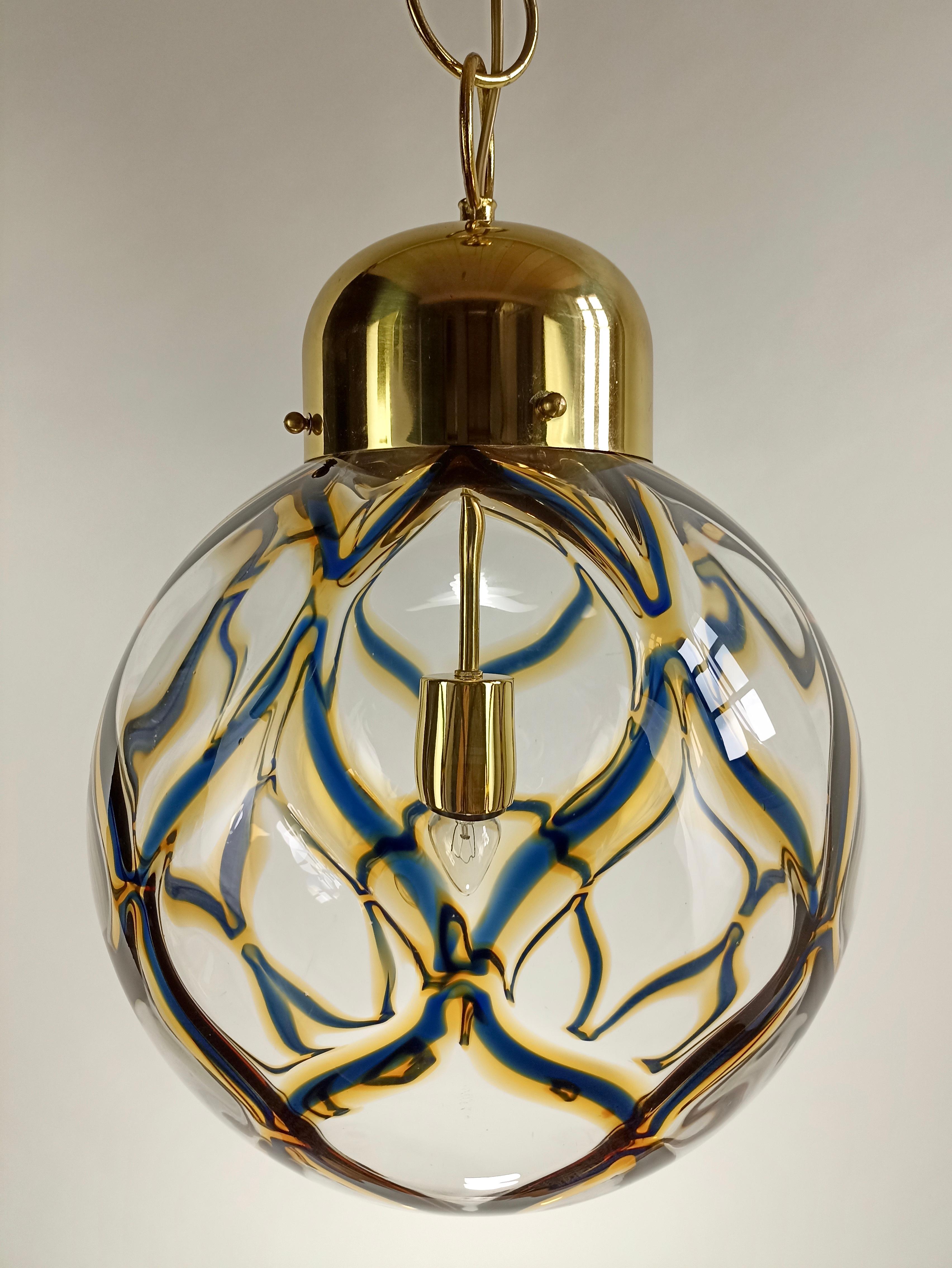 Space Age Toni Zuccheri Attributable Large Murano Art Glass Pendant Lamp. Italy, 1960s.