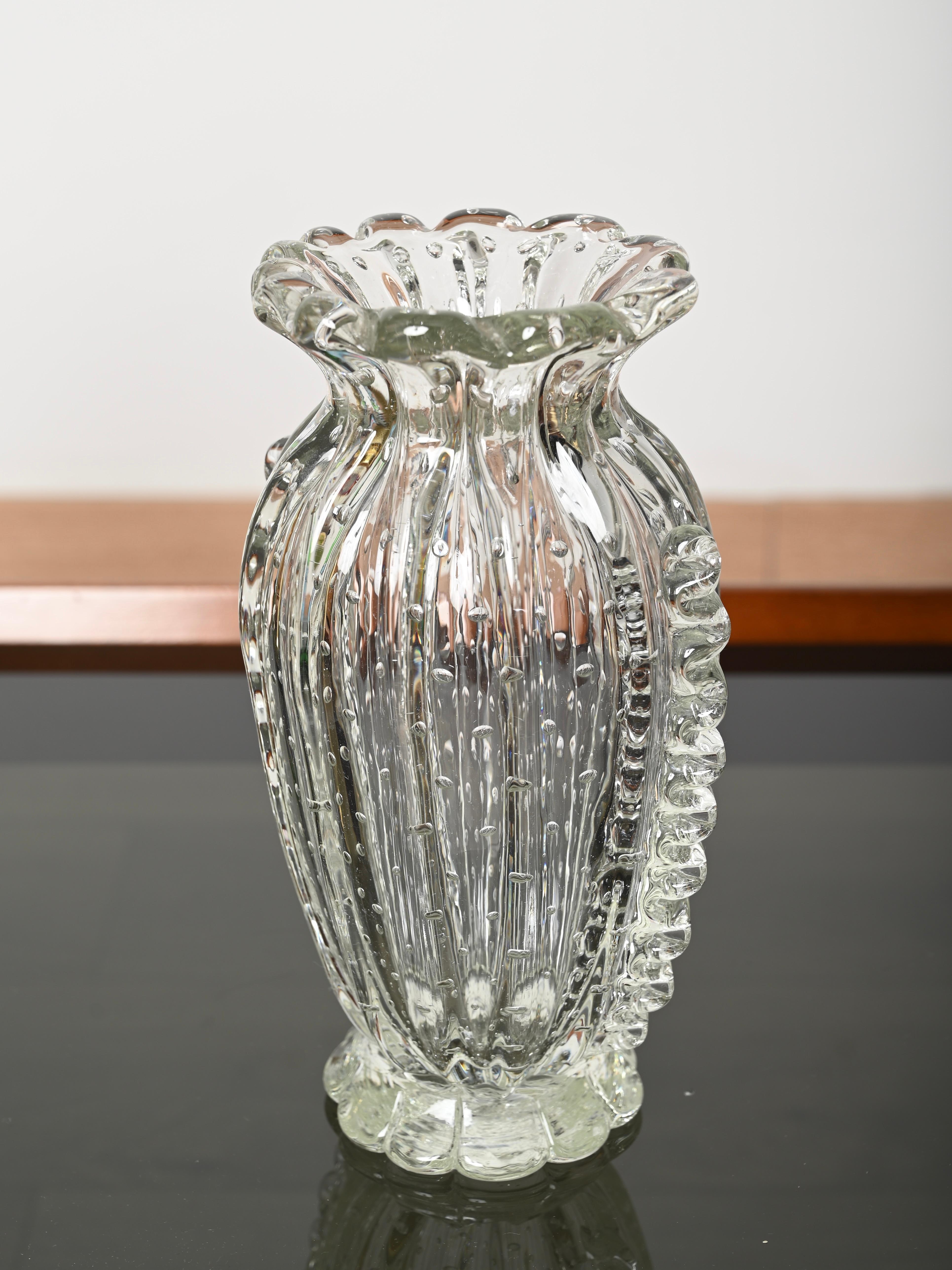 Große mundgeblasene Murano-Blumenvase „Bullicante“ aus geblasenem Glas von Barovier, Italien 1950er Jahre im Angebot 3