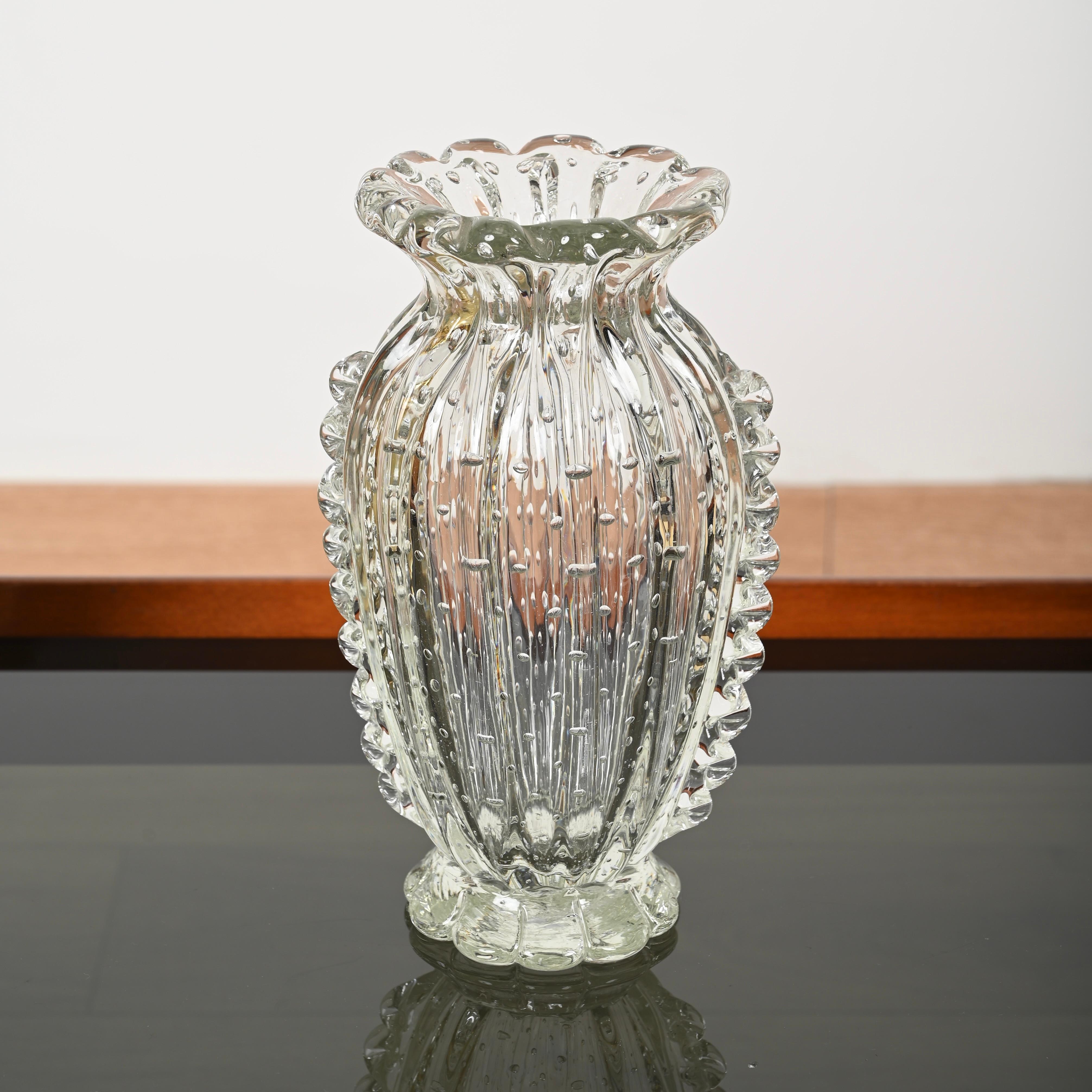 Große mundgeblasene Murano-Blumenvase „Bullicante“ aus geblasenem Glas von Barovier, Italien 1950er Jahre (Moderne der Mitte des Jahrhunderts) im Angebot