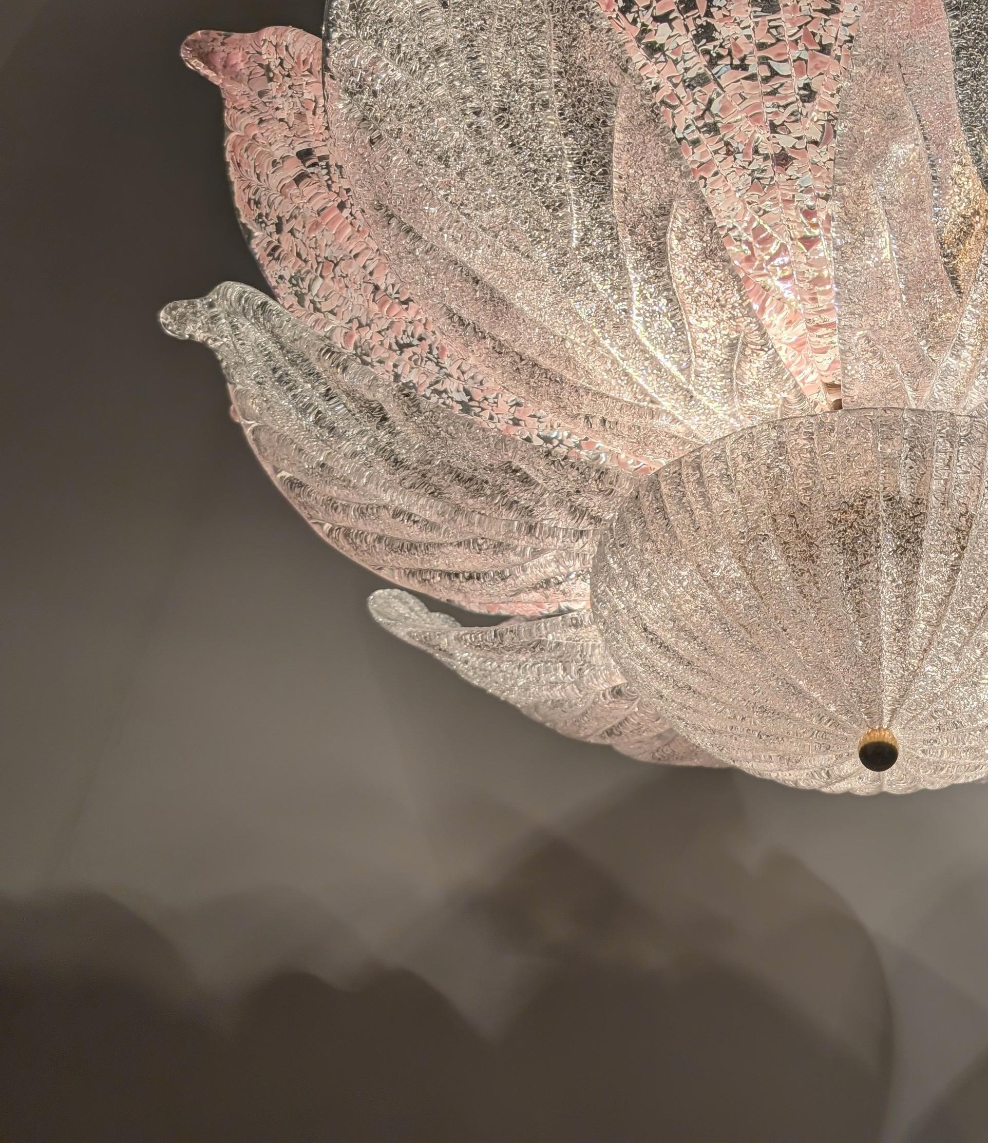 Grande lampada da soffitto di Murano in vetro rosa e bianco, Italia, anni '70 in vendita 1