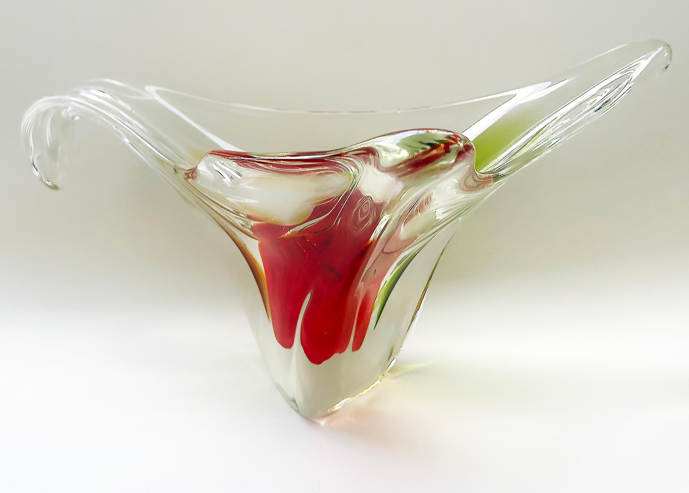 Large Murano Centerpiece Freeform Bowl with Red, Green and Amber to Clear Glass In Good Condition For Sale In Miami, FL