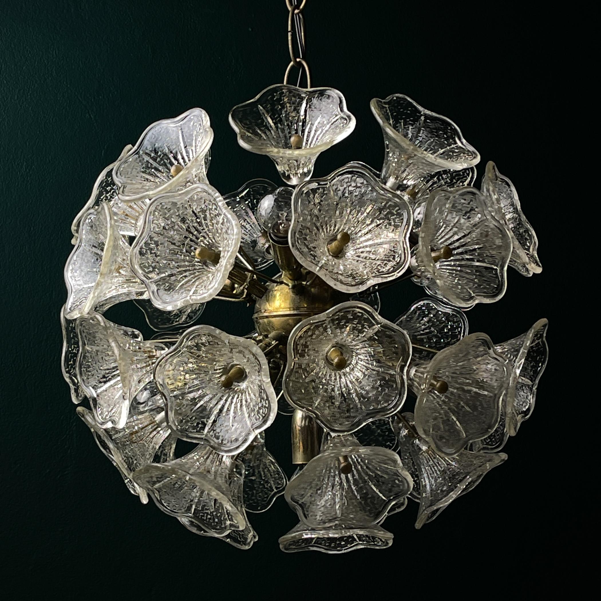 Gran araña de Murano Flower Sputnik de Paolo Venini para VeArt, Italia, años 60 en venta 2
