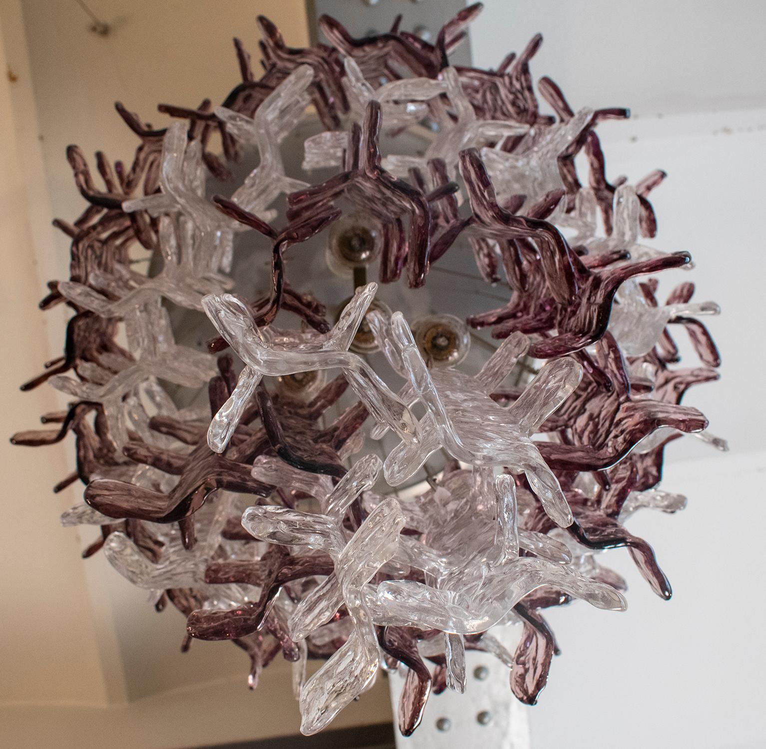 Grande lampadario di Murano in vetro trasparente e rosa lilla, attribuito a Carlo Nason in vendita 9