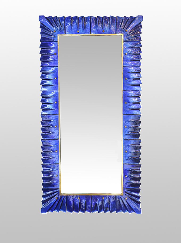 Mid-Century Modern Grand miroir en verre de Murano bleu cobalt, en stock en vente