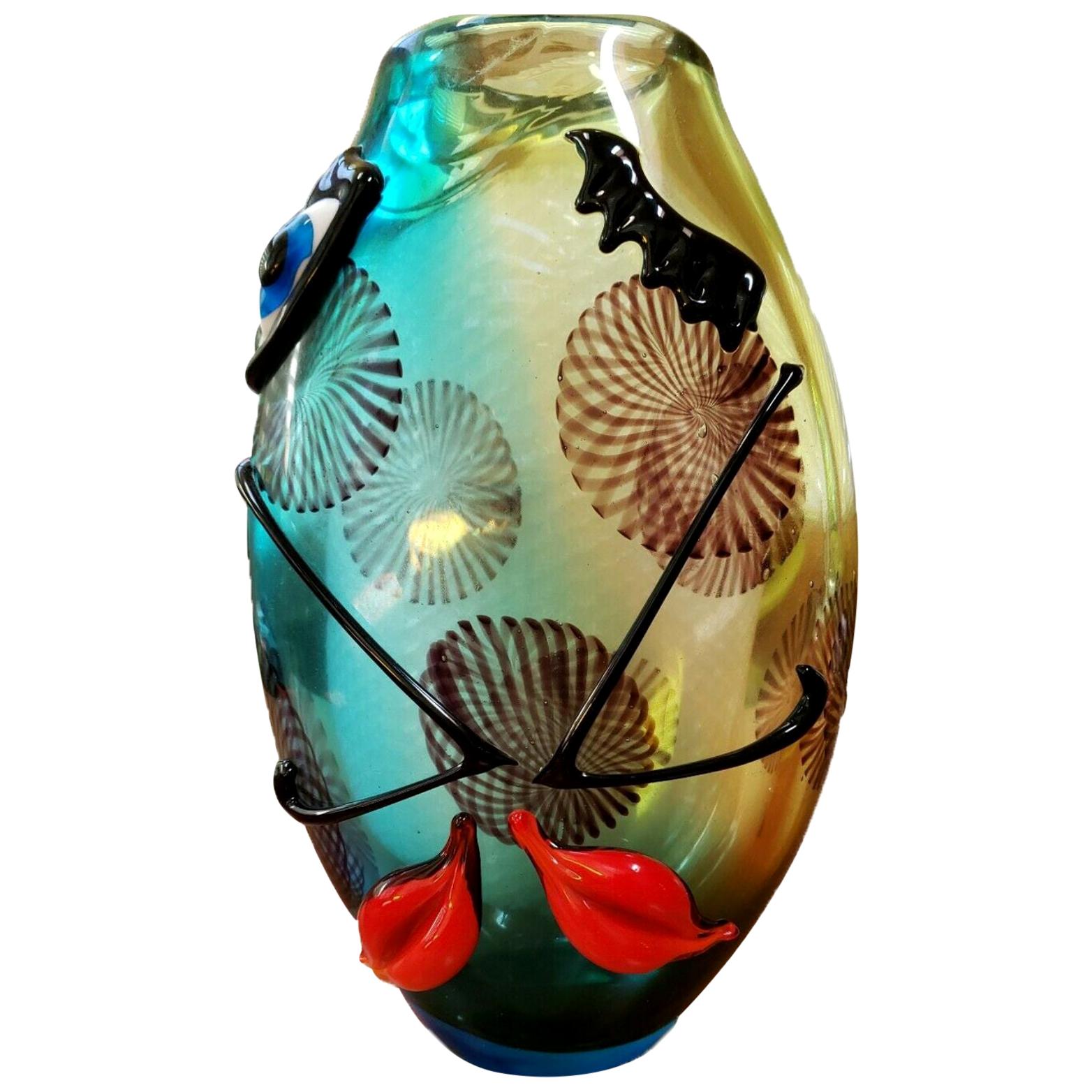 Grand vase en verre d'art de Murano avec visages et motifs abstraits style Picasso trouvés dans le commerce