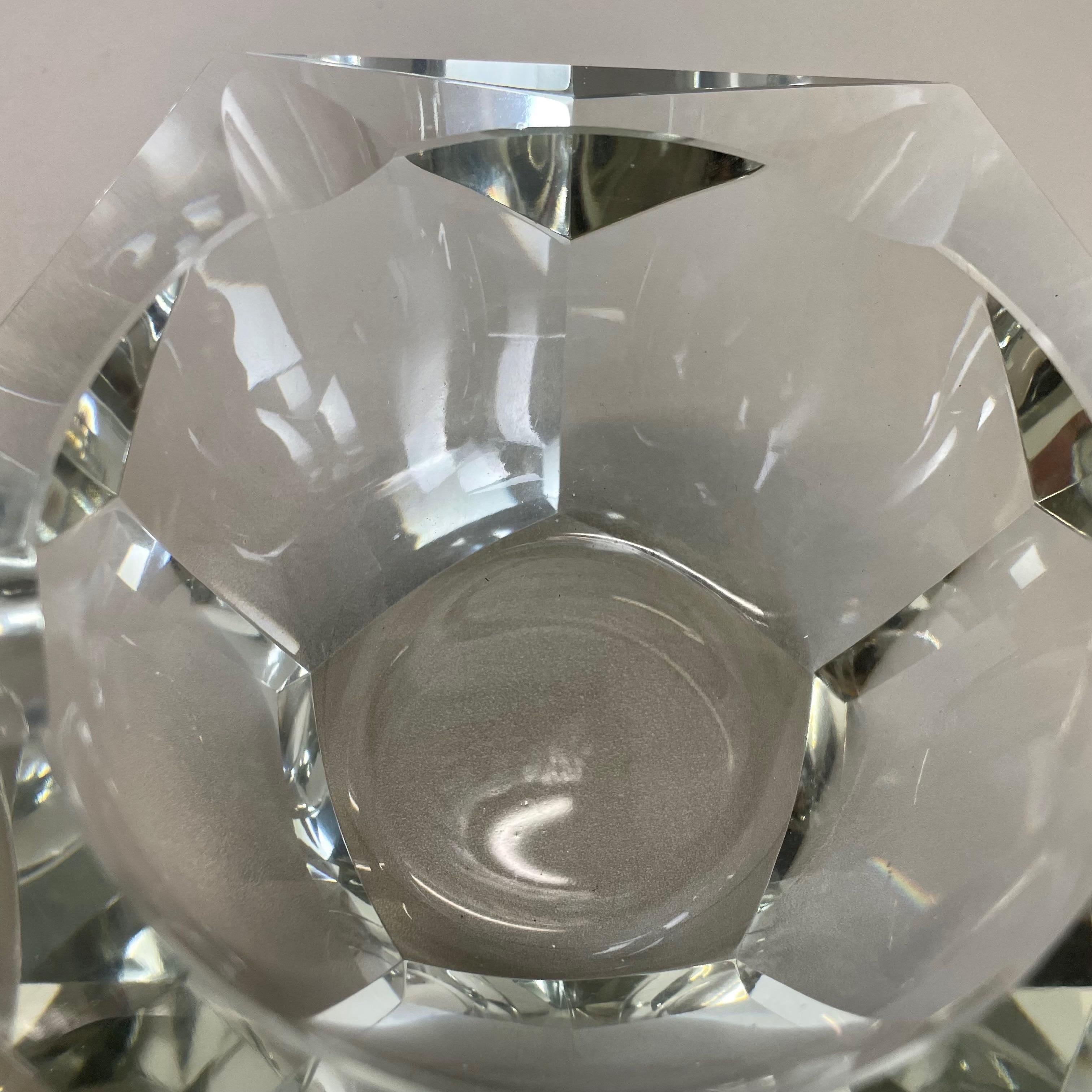 Large Murano Faceted Diamond Lucid Bowl Ashtray Element, Italy, 1970s For Sale 4