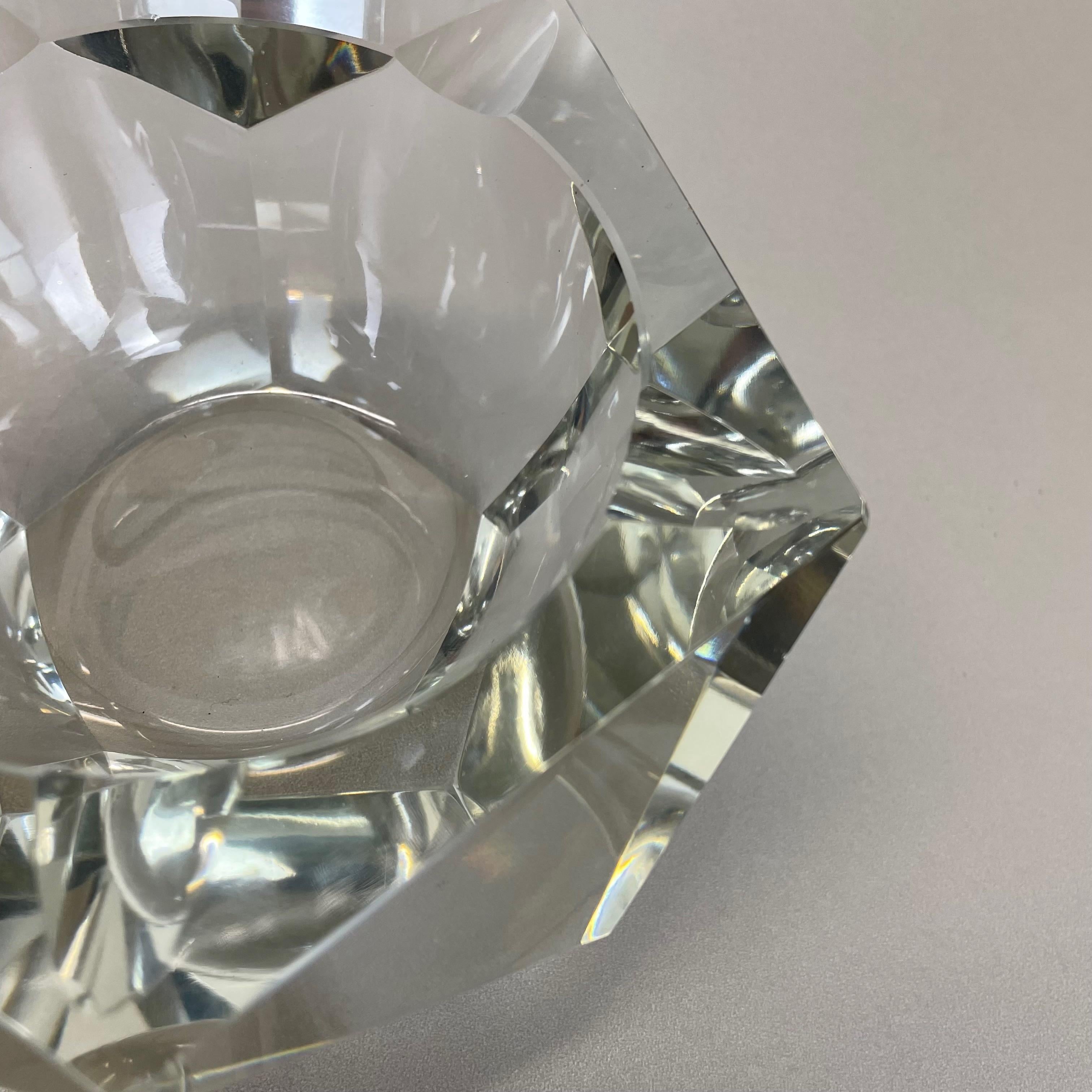 Large Murano Faceted Diamond Lucid Bowl Ashtray Element, Italy, 1970s For Sale 5