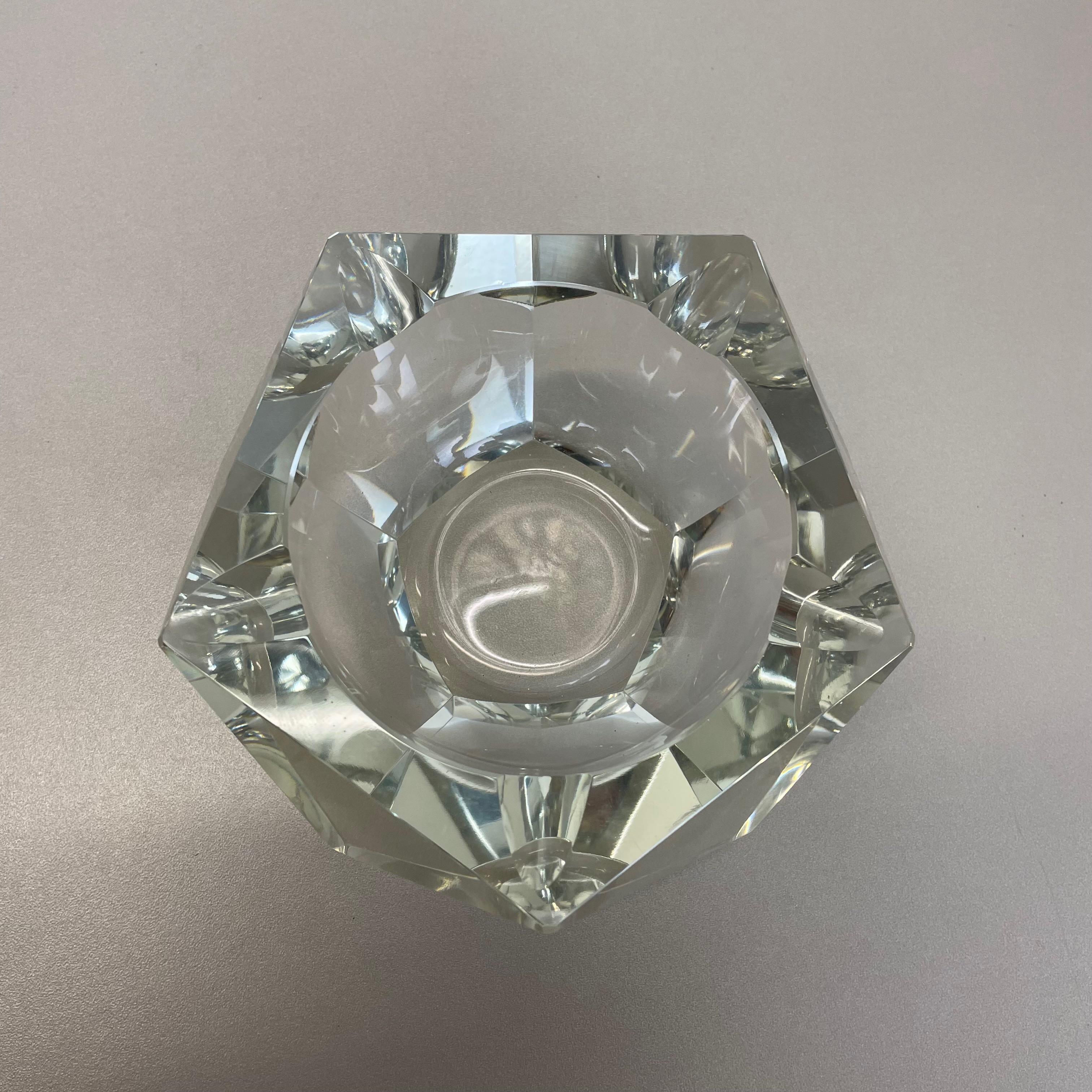 Large Murano Faceted Diamond Lucid Bowl Ashtray Element, Italy, 1970s For Sale 6