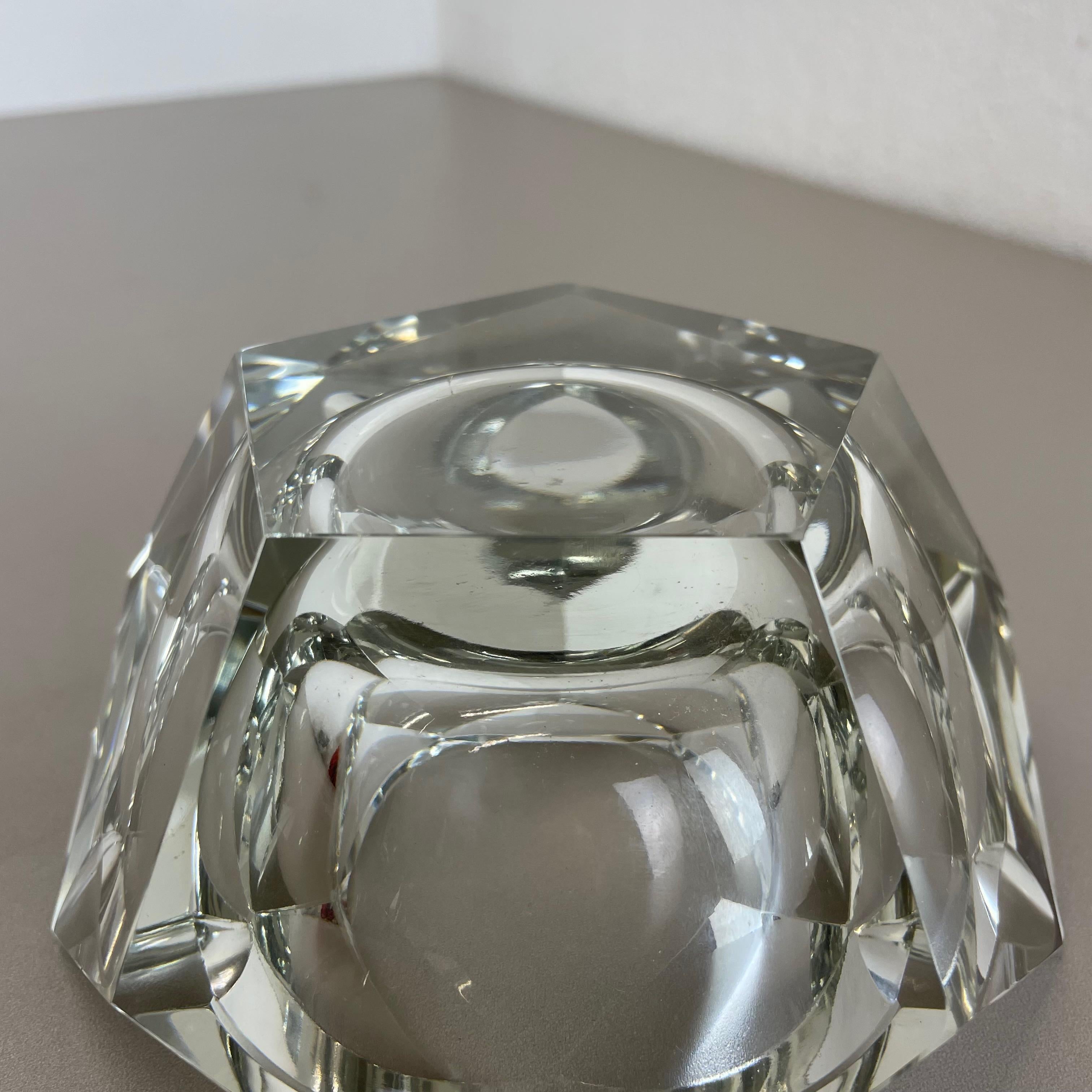Large Murano Faceted Diamond Lucid Bowl Ashtray Element, Italy, 1970s For Sale 11