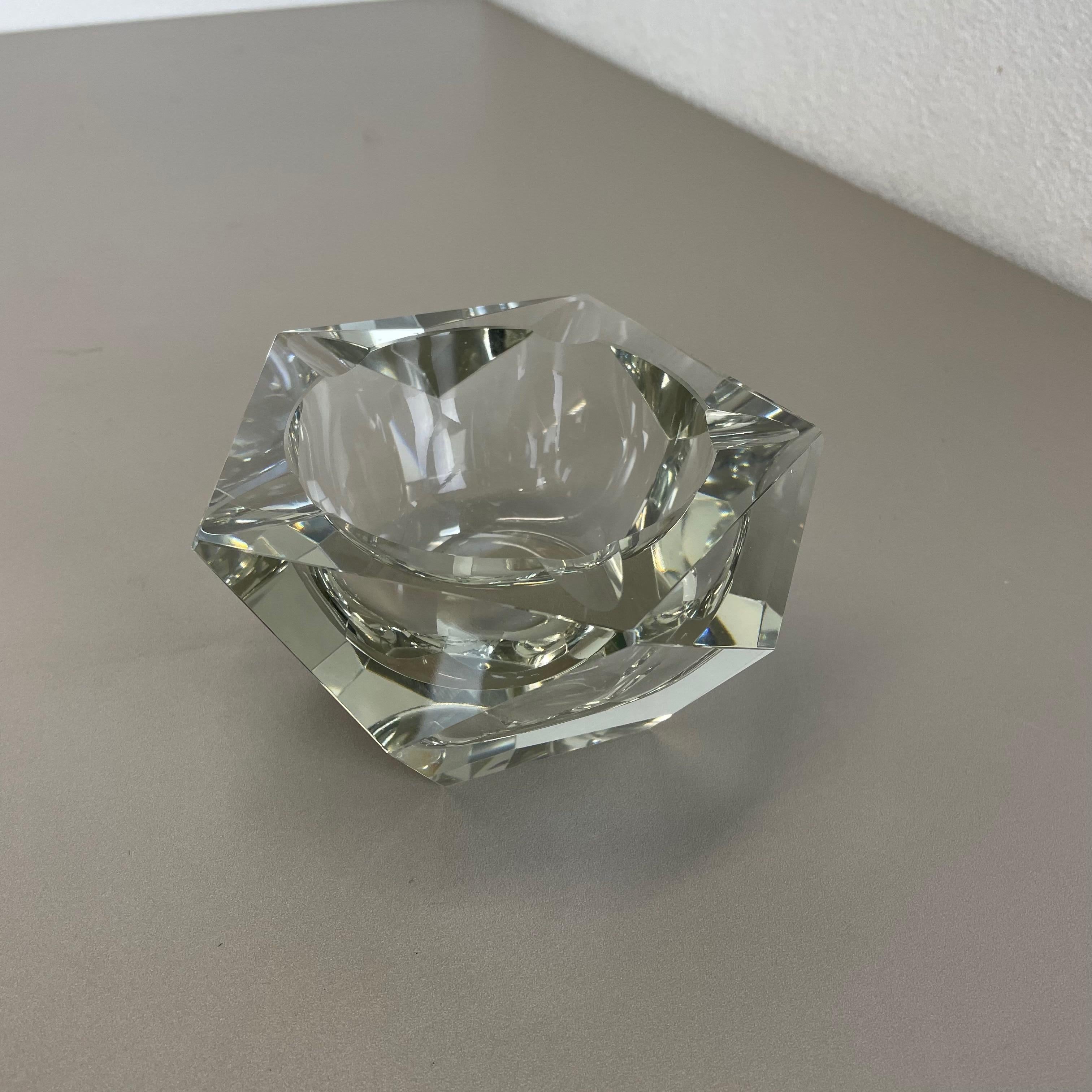 20th Century Large Murano Faceted Diamond Lucid Bowl Ashtray Element, Italy, 1970s For Sale