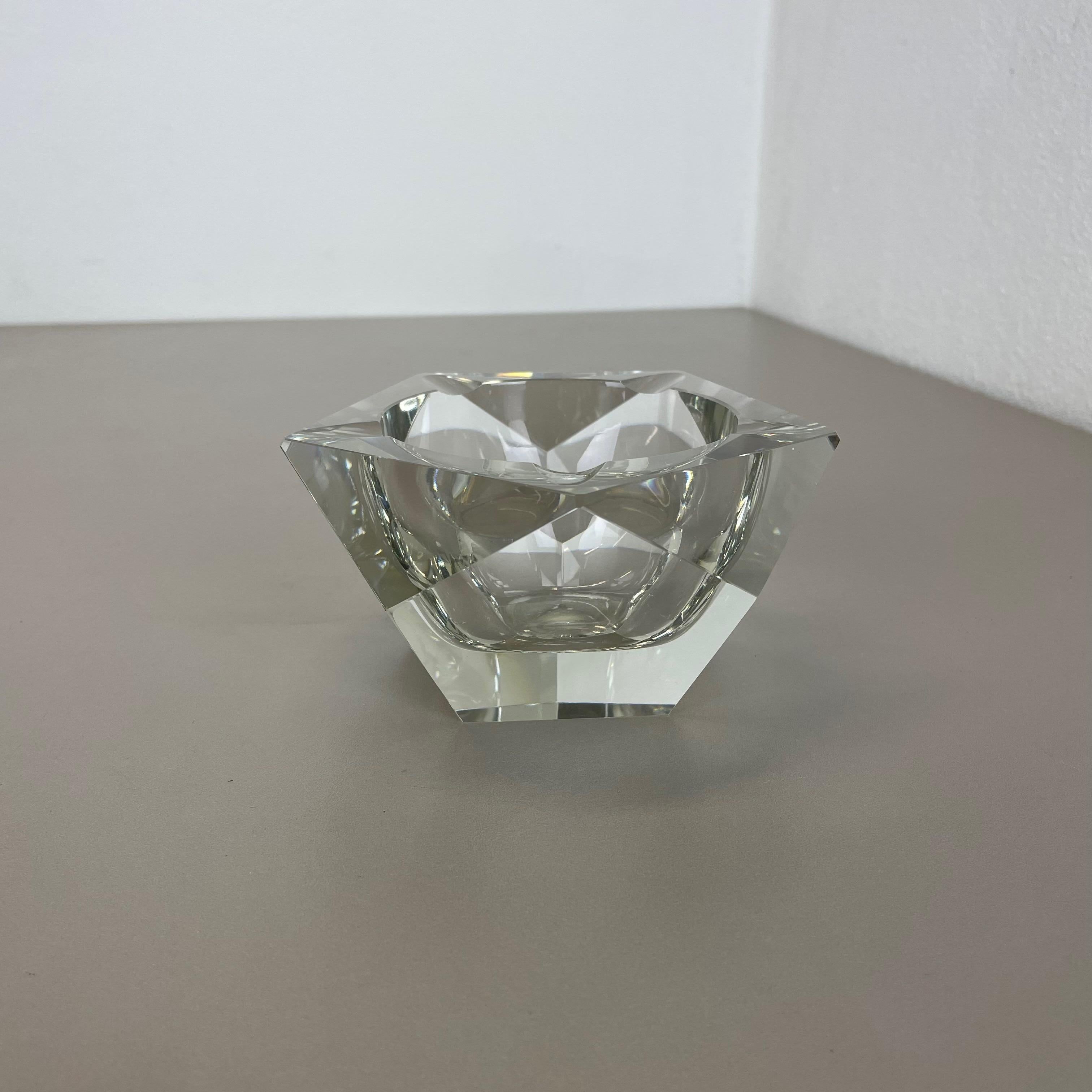 Large Murano Faceted Diamond Lucid Bowl Ashtray Element, Italy, 1970s For Sale 2