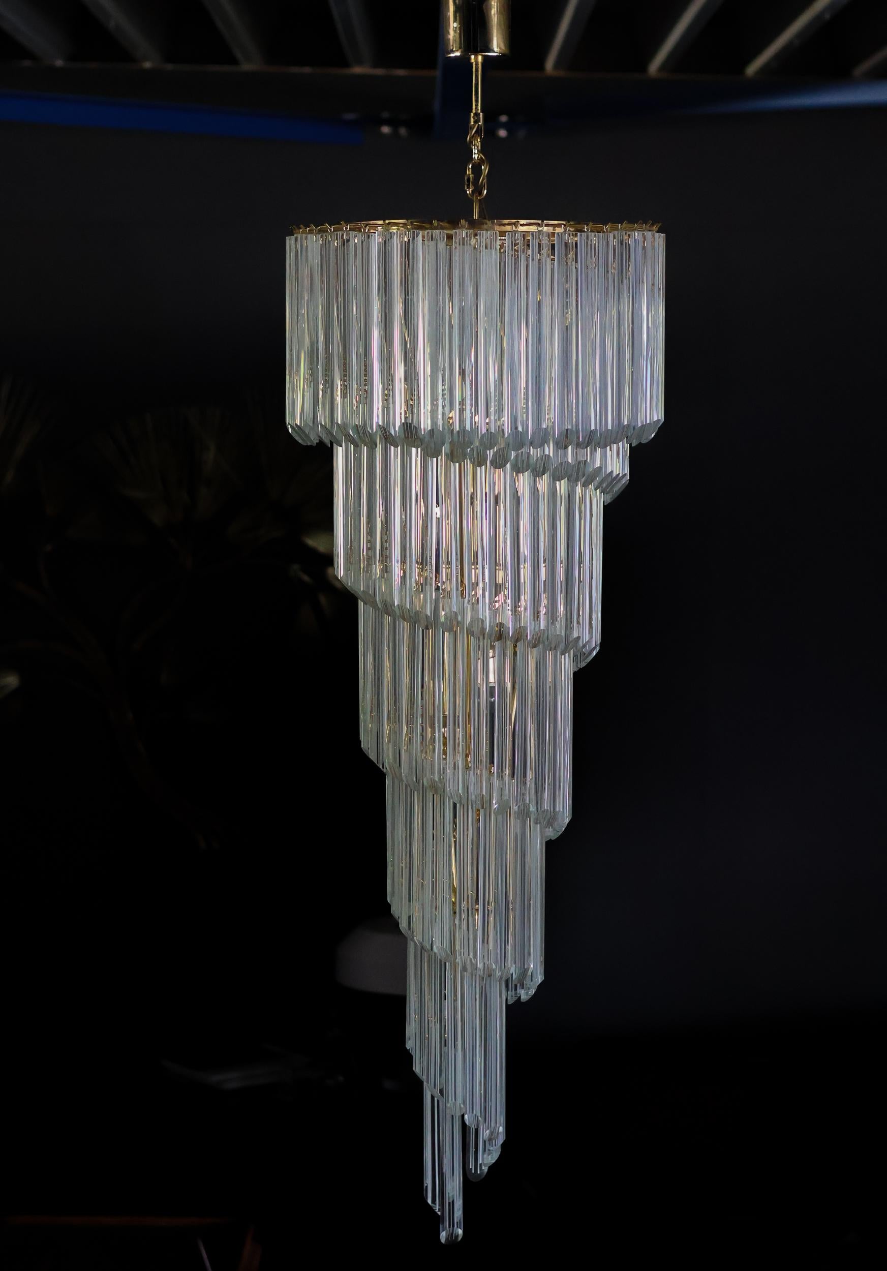 Grande lampadario a spirale in vetro di Murano Filigrana - Opulenza italiana di metà secolo In condizioni buone in vendita a Dronten, NL