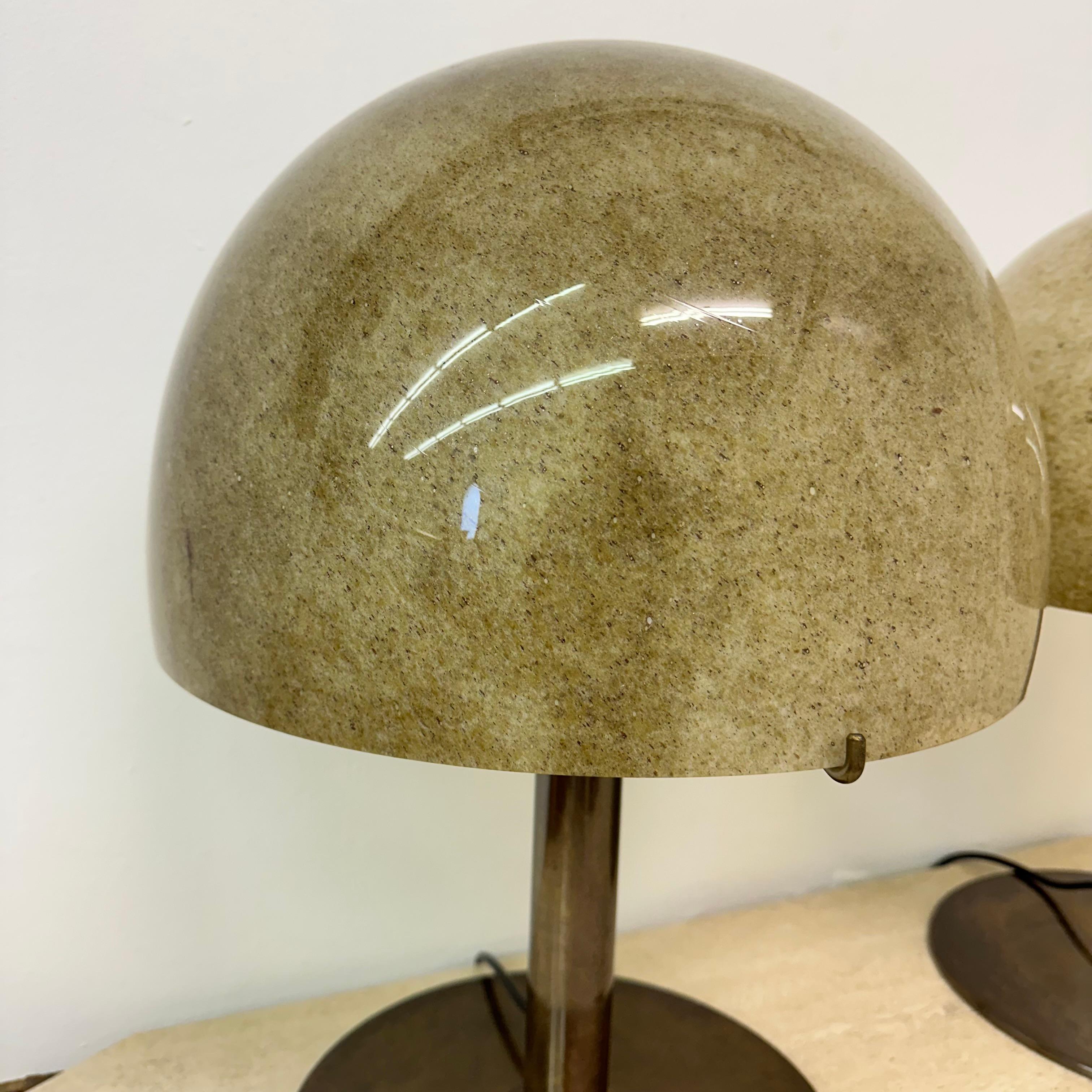 Laiton Grande lampe de table à champignon en verre de Murano et laiton par Barovier&Toso , 1960s en vente