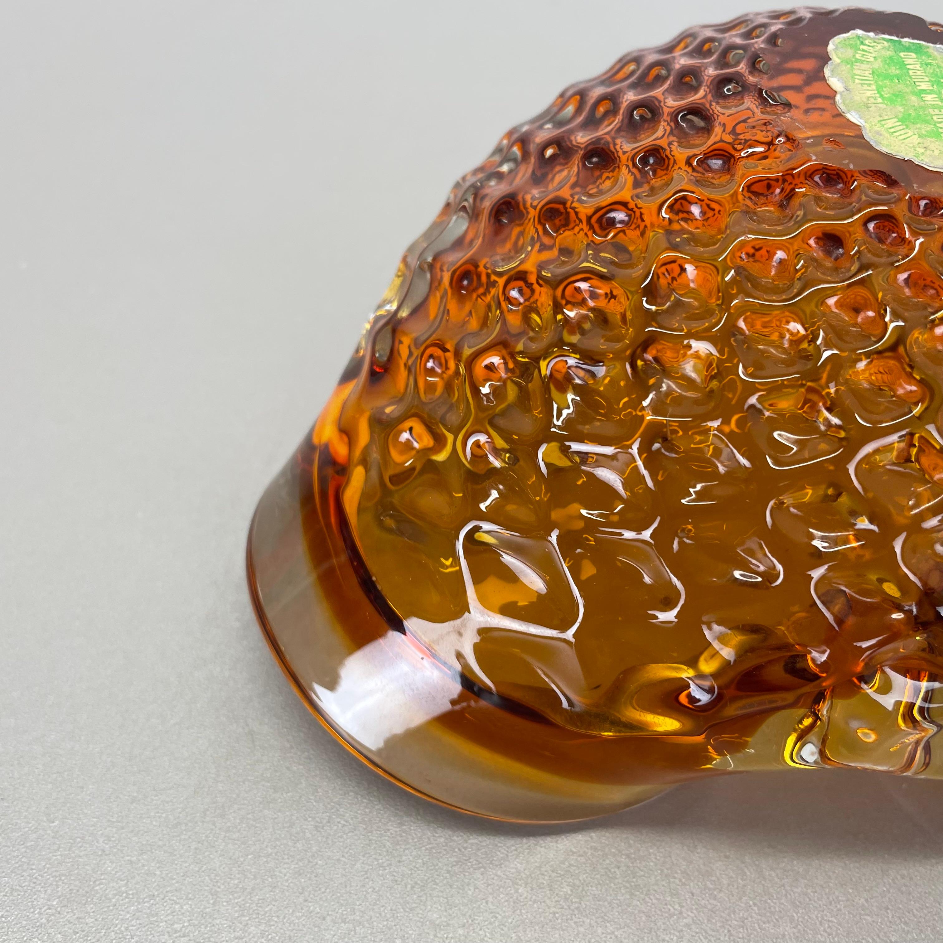 Grande ciotola in vetro di Murano da 1 kg con elemento a bolle d'aria conchiglia Italia anni '70 in vendita 9